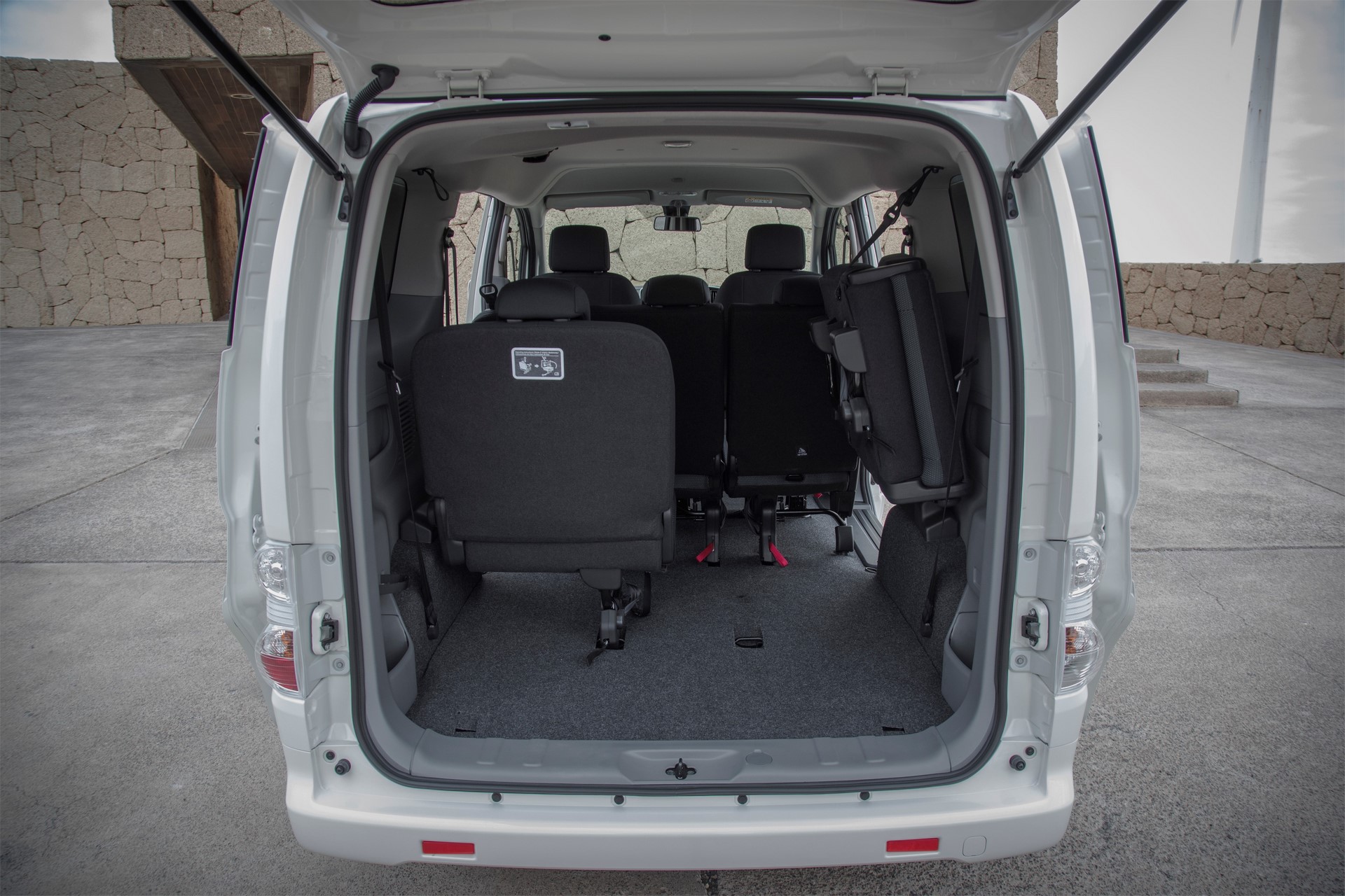 The upgraded Nissan e-NV200: The LCV market game changer. Zero-emissions van, now goes further than ever on a single charge
