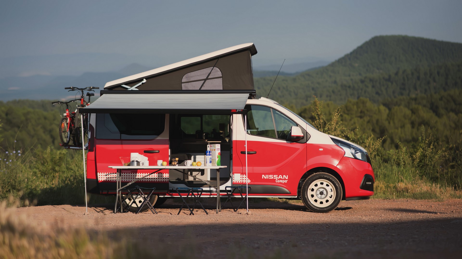 Nissan se va de vacaciones en las nuevas NV200 Camper, NV 300 Camper y la auténtica cero emisiones, la e-NV 200 Camper.