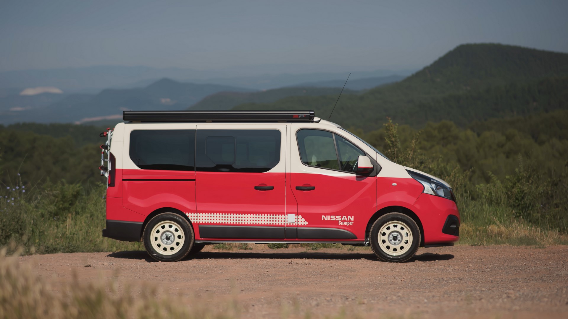 Nissan se va de vacaciones en las nuevas NV200 Camper, NV 300 Camper y la auténtica cero emisiones, la e-NV 200 Camper.