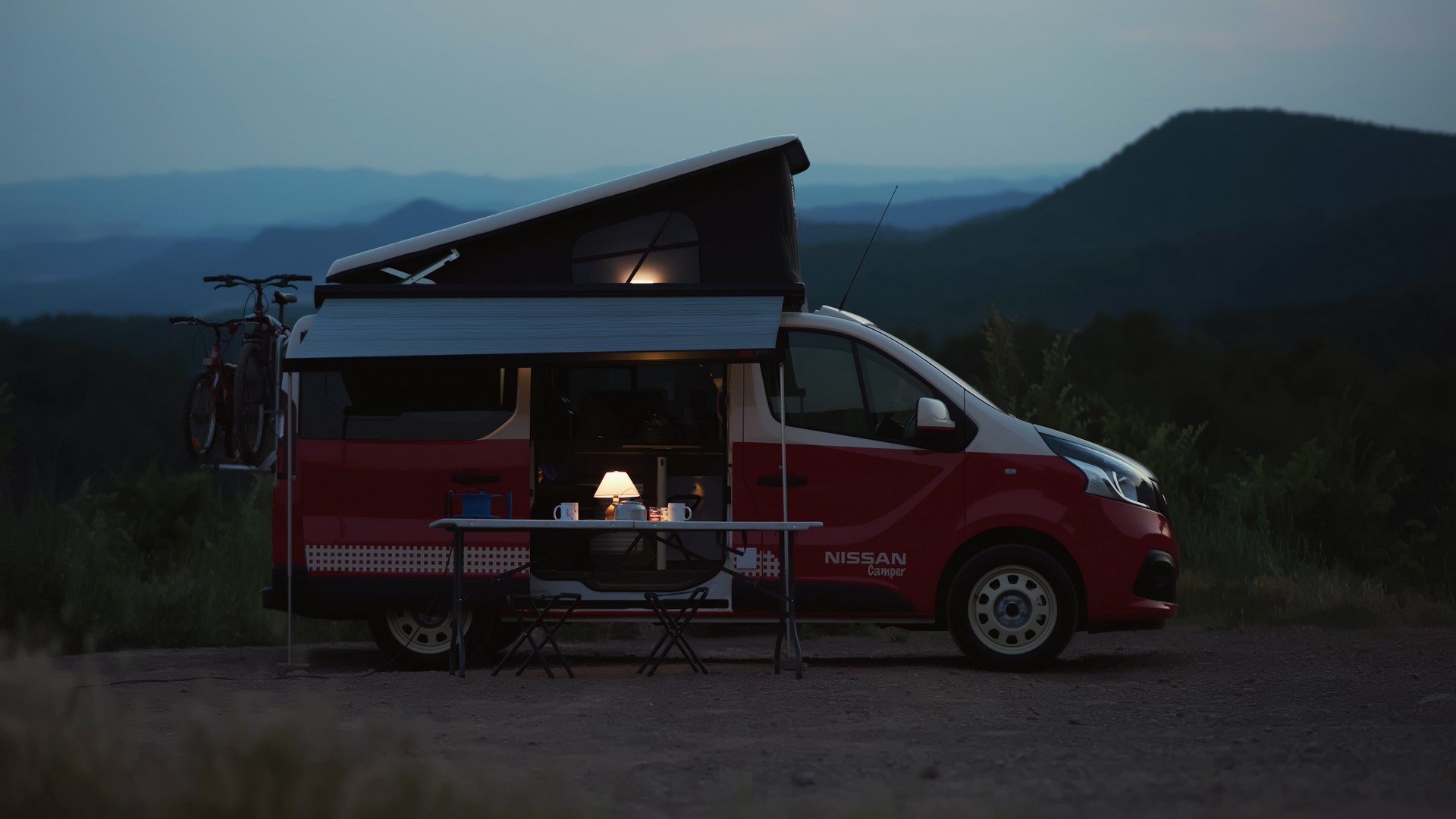 Nissan se va de vacaciones en las nuevas NV200 Camper, NV 300 Camper y la auténtica cero emisiones, la e-NV 200 Camper.