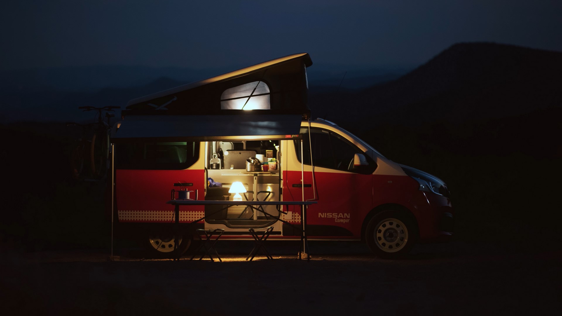 Nissan se va de vacaciones en las nuevas NV200 Camper, NV 300 Camper y la auténtica cero emisiones, la e-NV 200 Camper.
