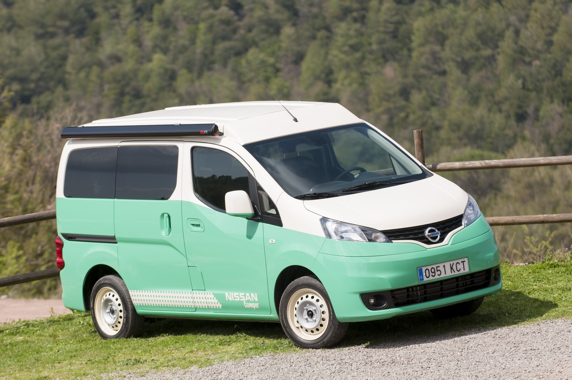 Nissan se va de vacaciones en las nuevas NV200 Camper, NV 300 Camper y la auténtica cero emisiones, la e-NV 200 Camper.
