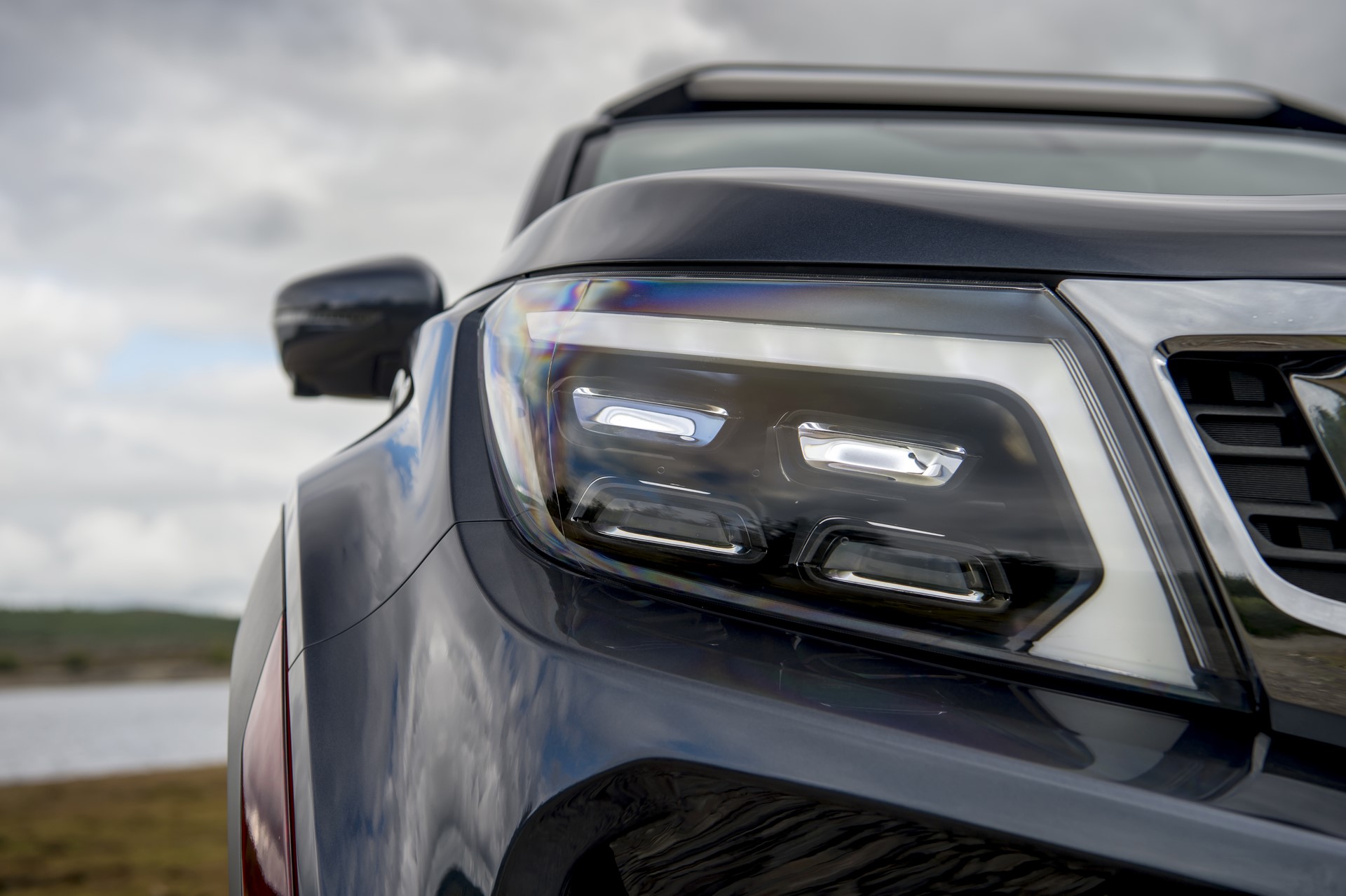 Nissan unveils mobile space observatory: the Nissan Navara Dark Sky Concept