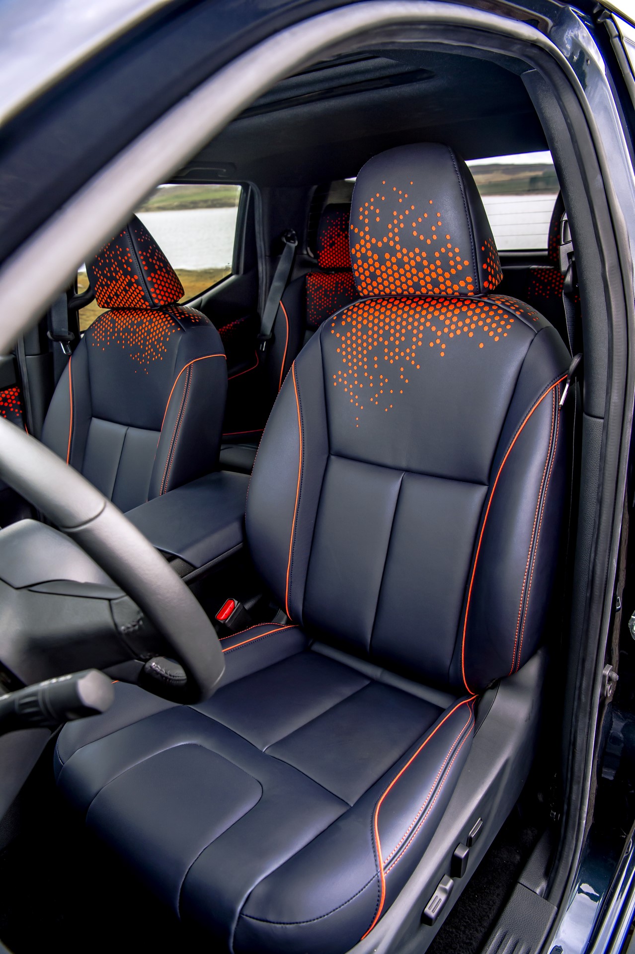 Nissan unveils mobile space observatory: the Nissan Navara Dark Sky Concept