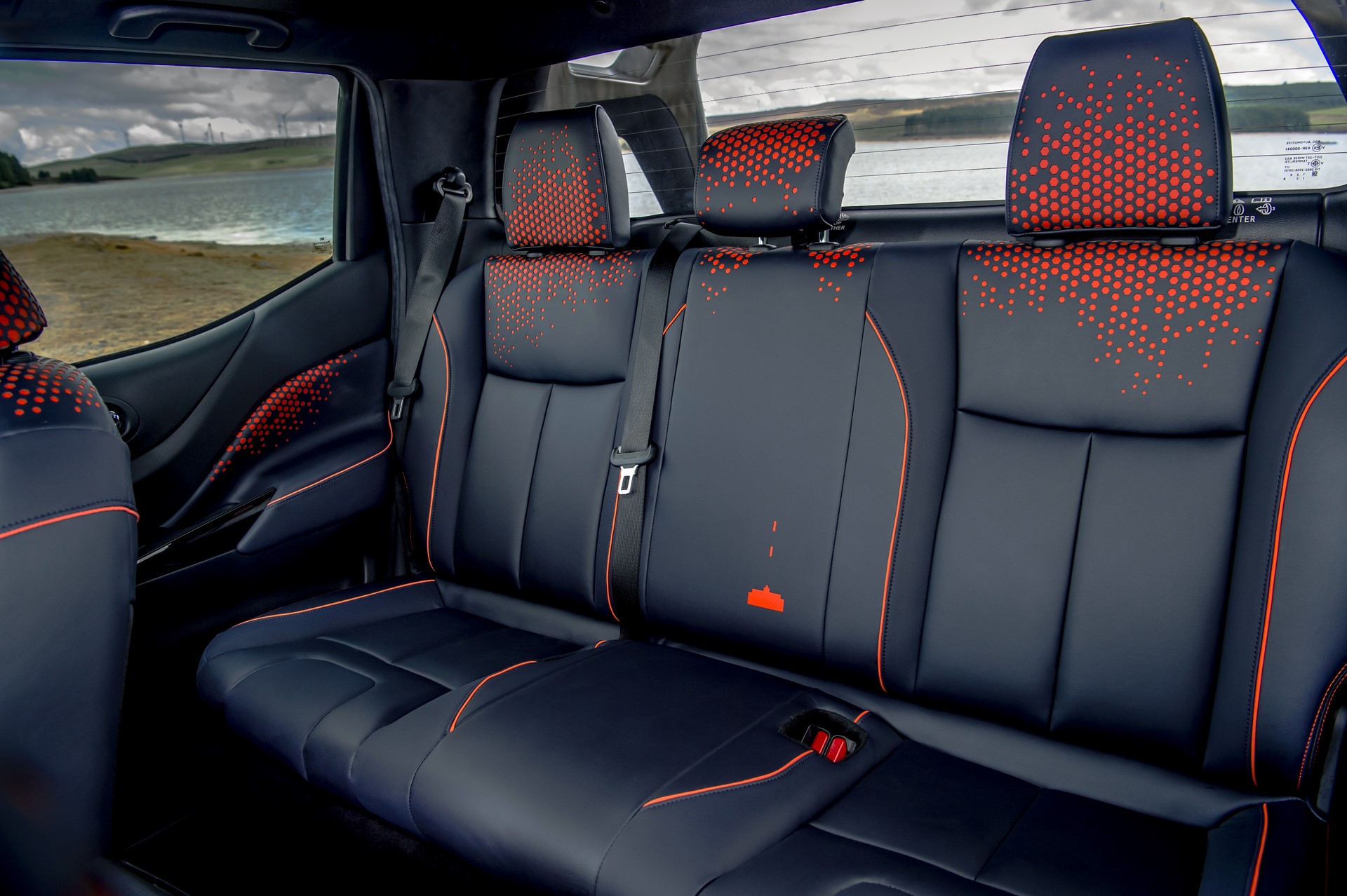 Nissan unveils mobile space observatory: the Nissan Navara Dark Sky Concept