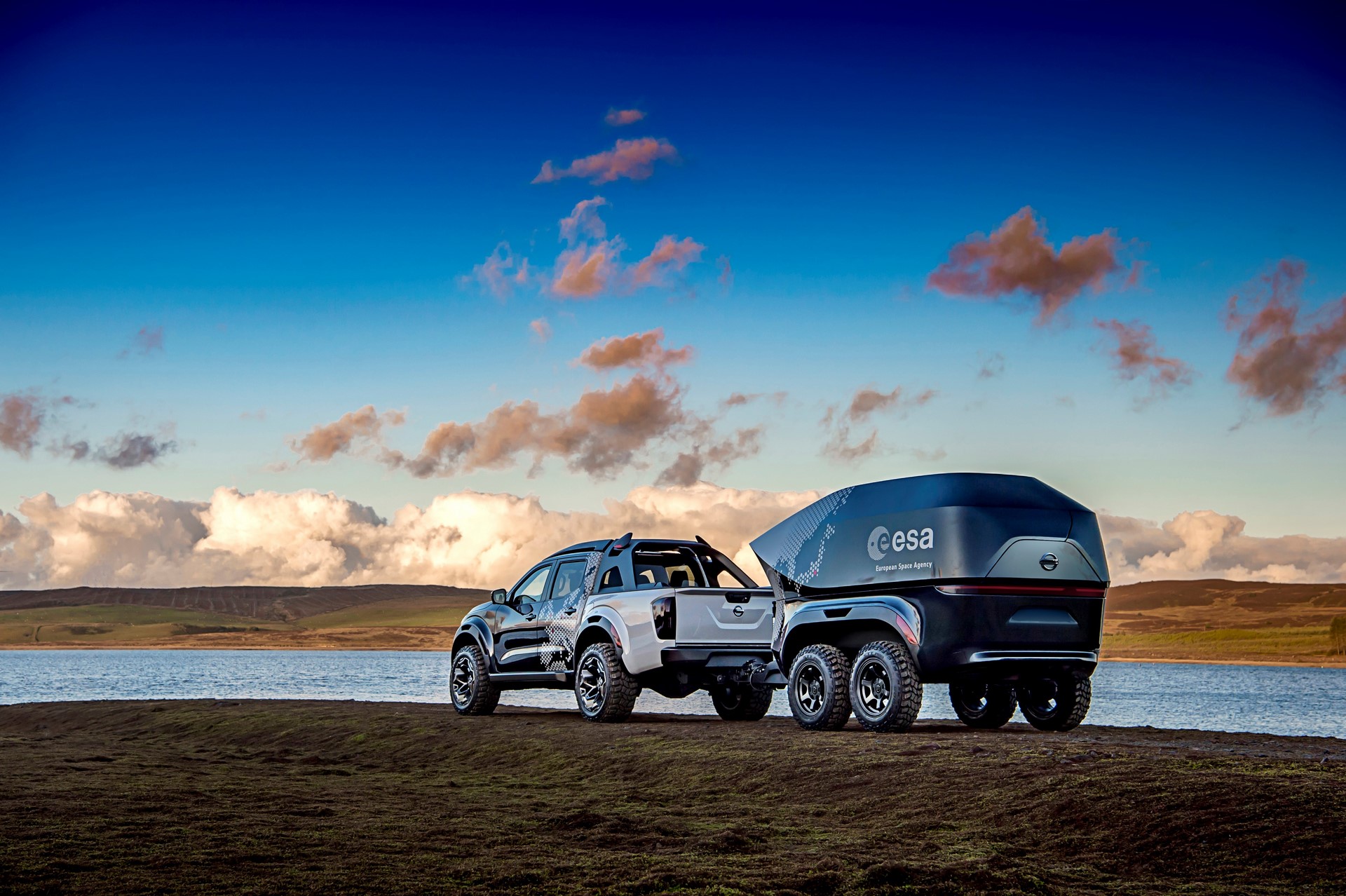 Nissan unveils mobile space observatory: the Nissan Navara Dark Sky Concept