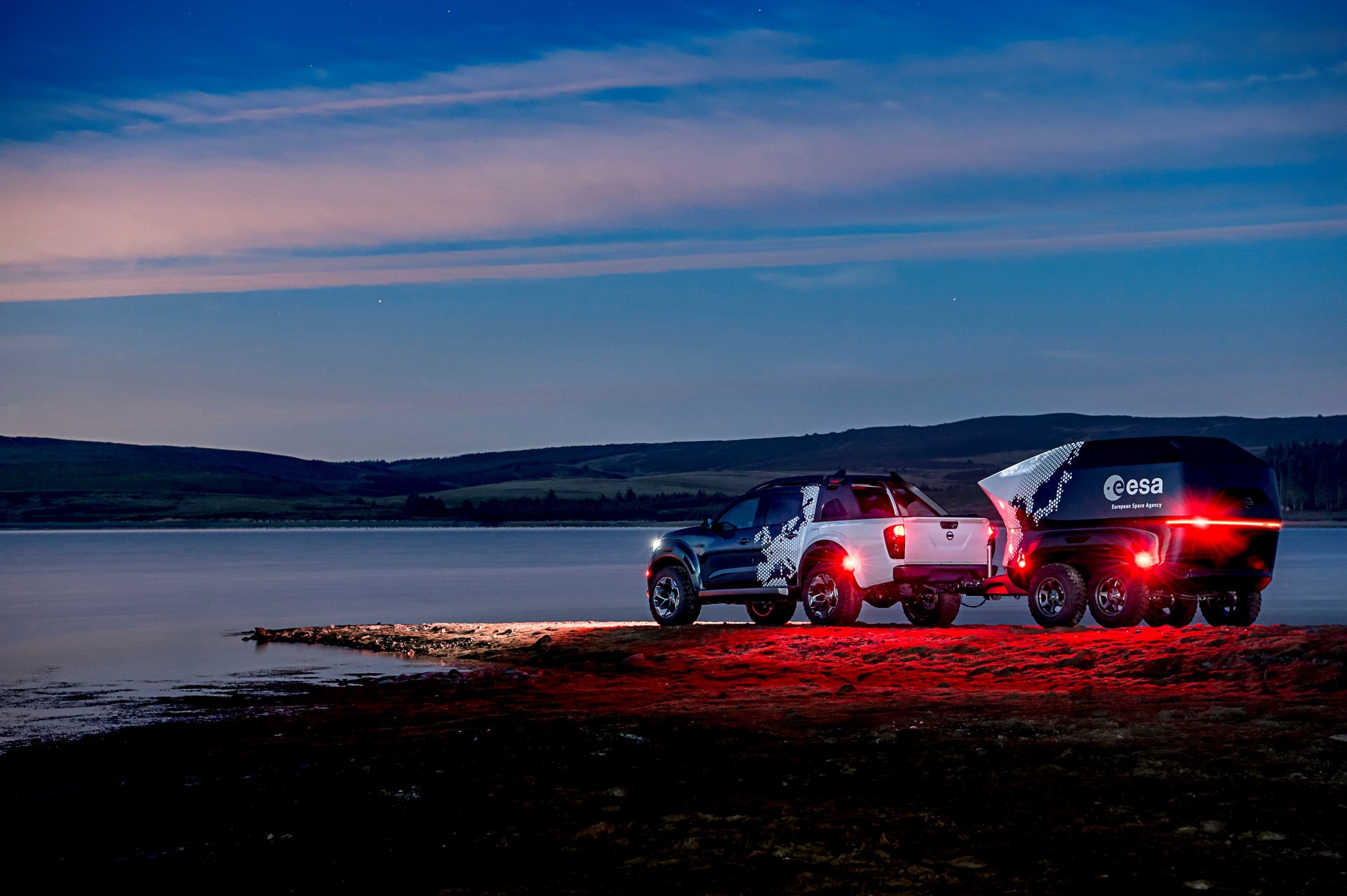 Nissan unveils mobile space observatory: the Nissan Navara Dark Sky Concept