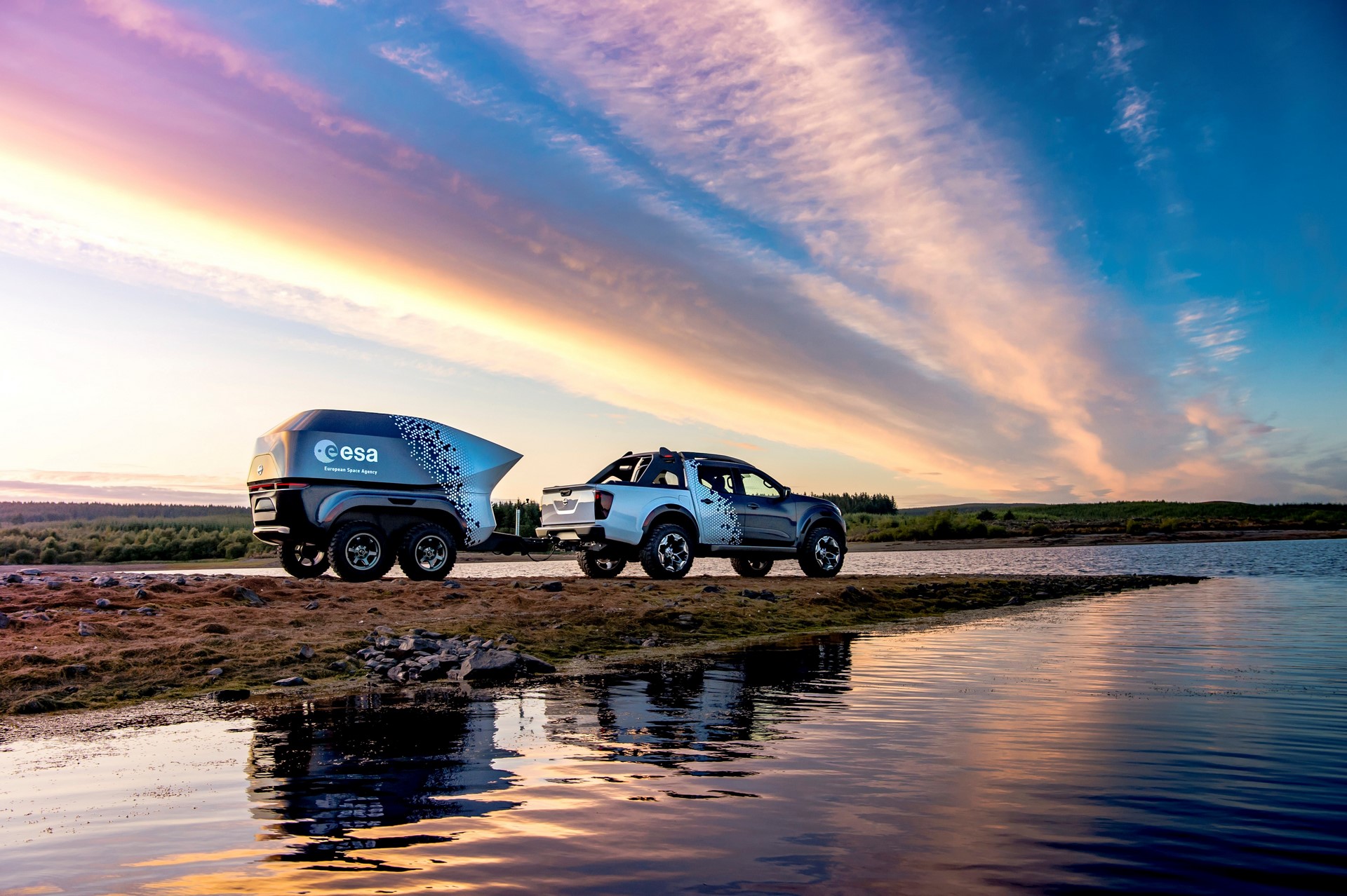Nissan unveils mobile space observatory: the Nissan Navara Dark Sky Concept