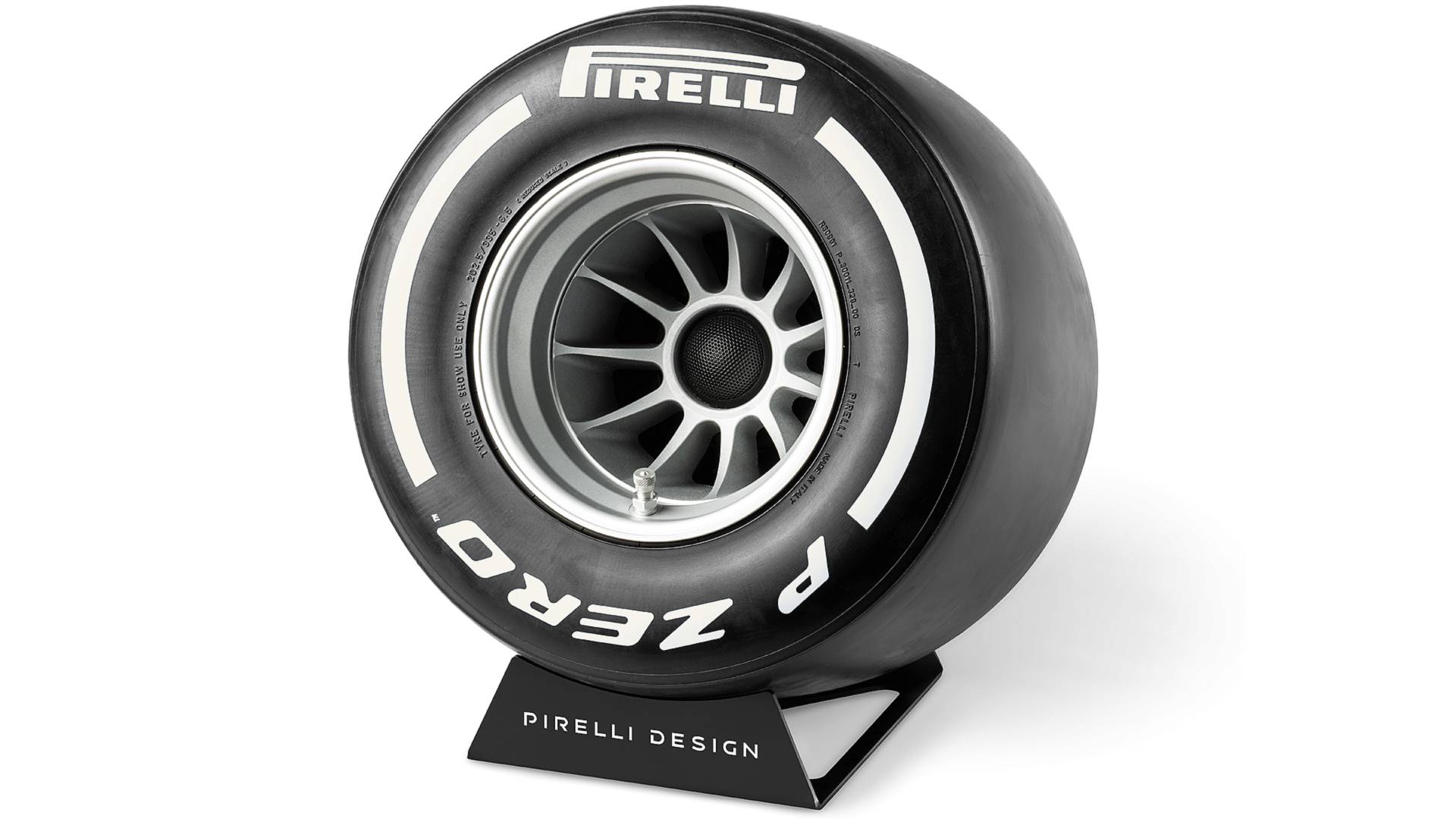 Pirelli_Design_P_Zero_Speaker_0011