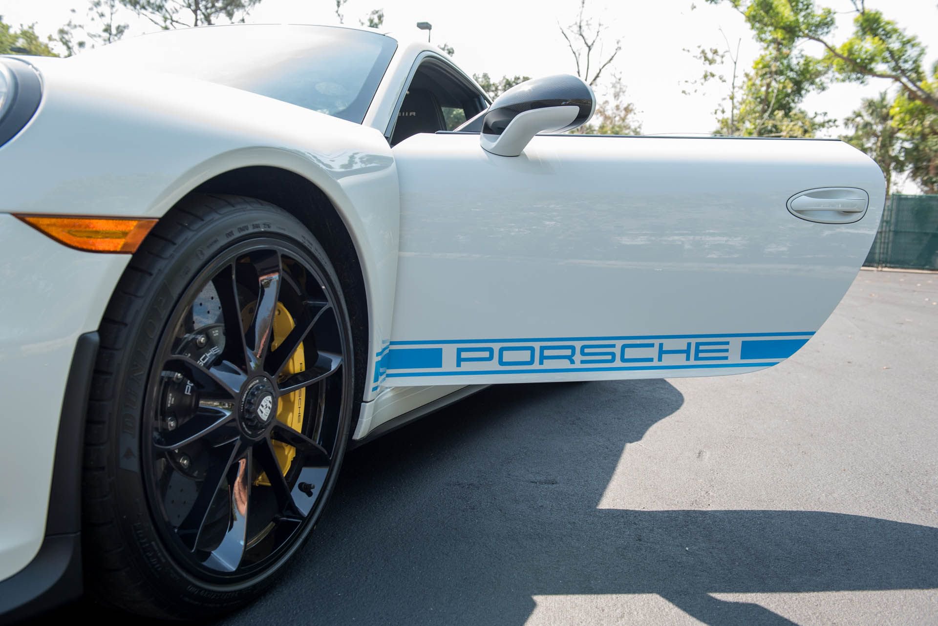 Porsche_911_R_for_sale_0020