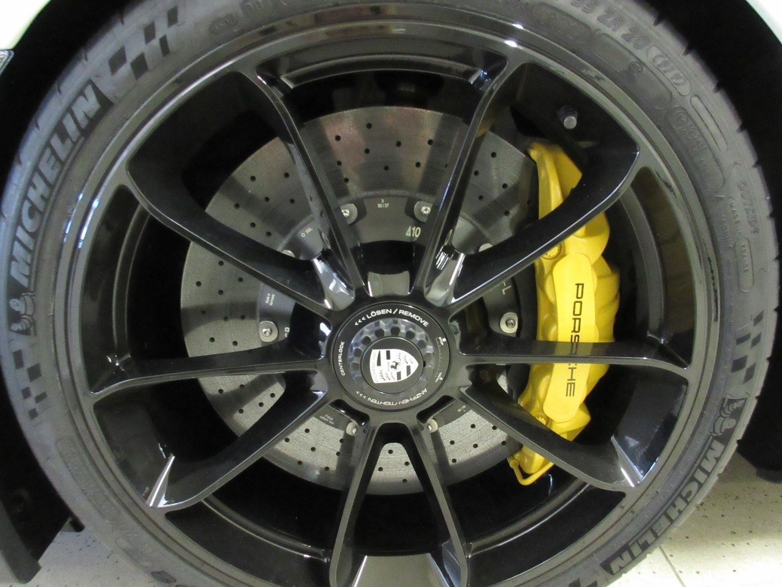 Porsche_911_R_for_sale_0038