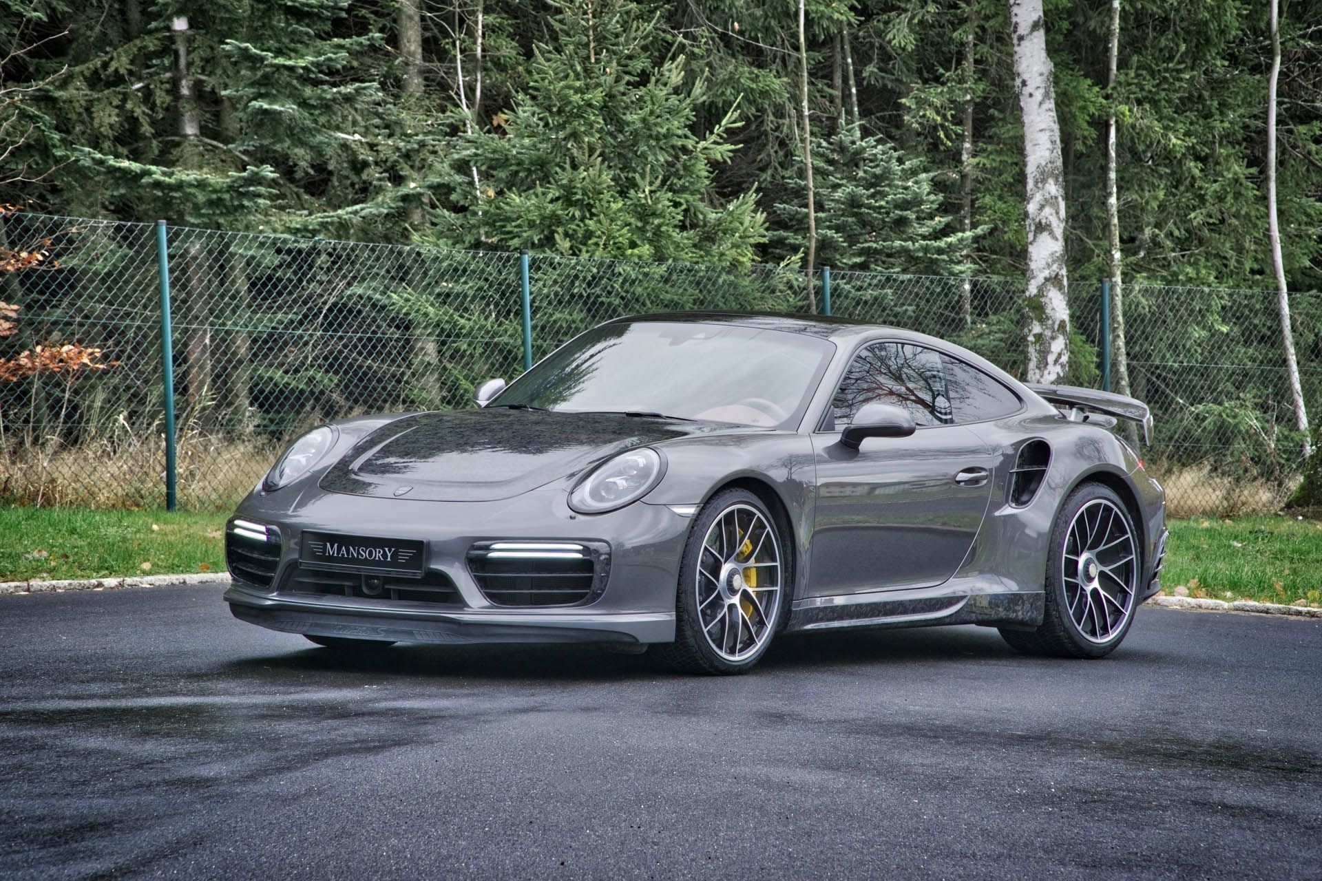 Porsche_911_Turb0_by_Mansory_0000