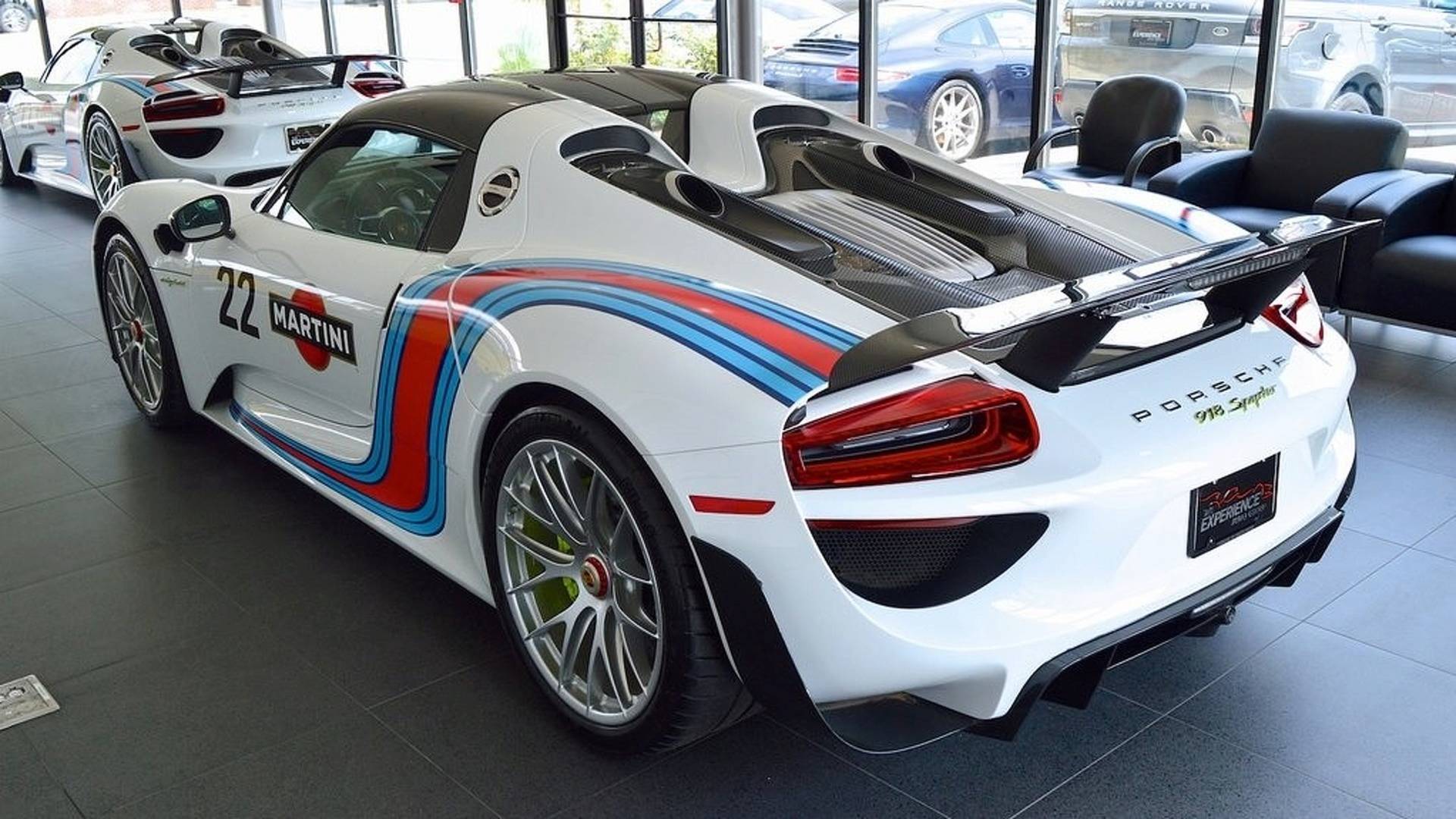 Porsche_918_Spyder_Weissach_For_Sale_0001