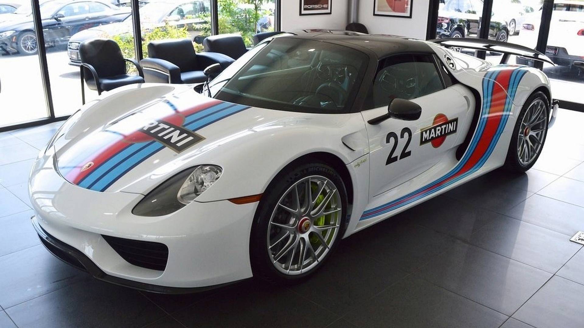 Porsche_918_Spyder_Weissach_For_Sale_0002