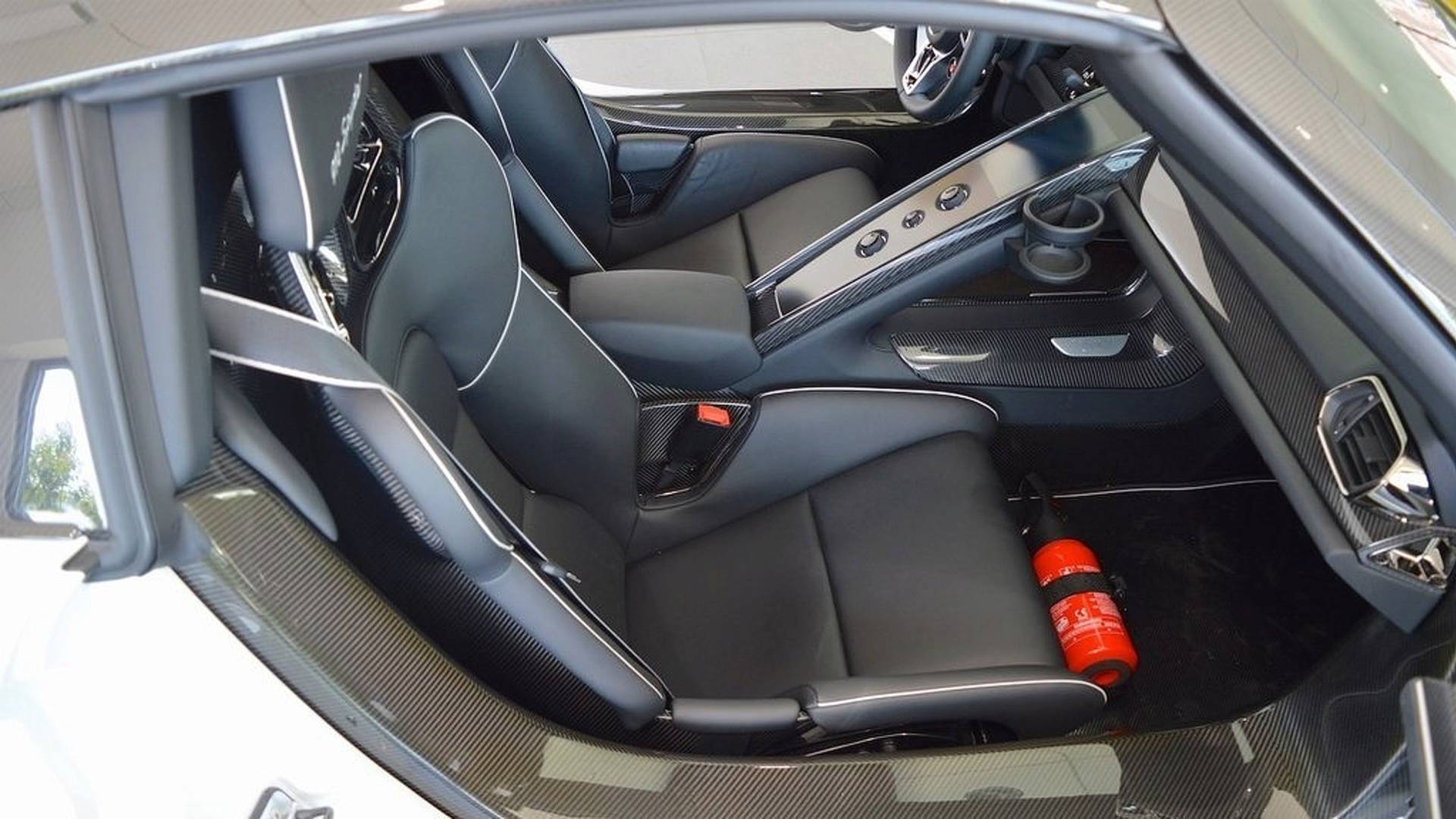 Porsche_918_Spyder_Weissach_For_Sale_0020