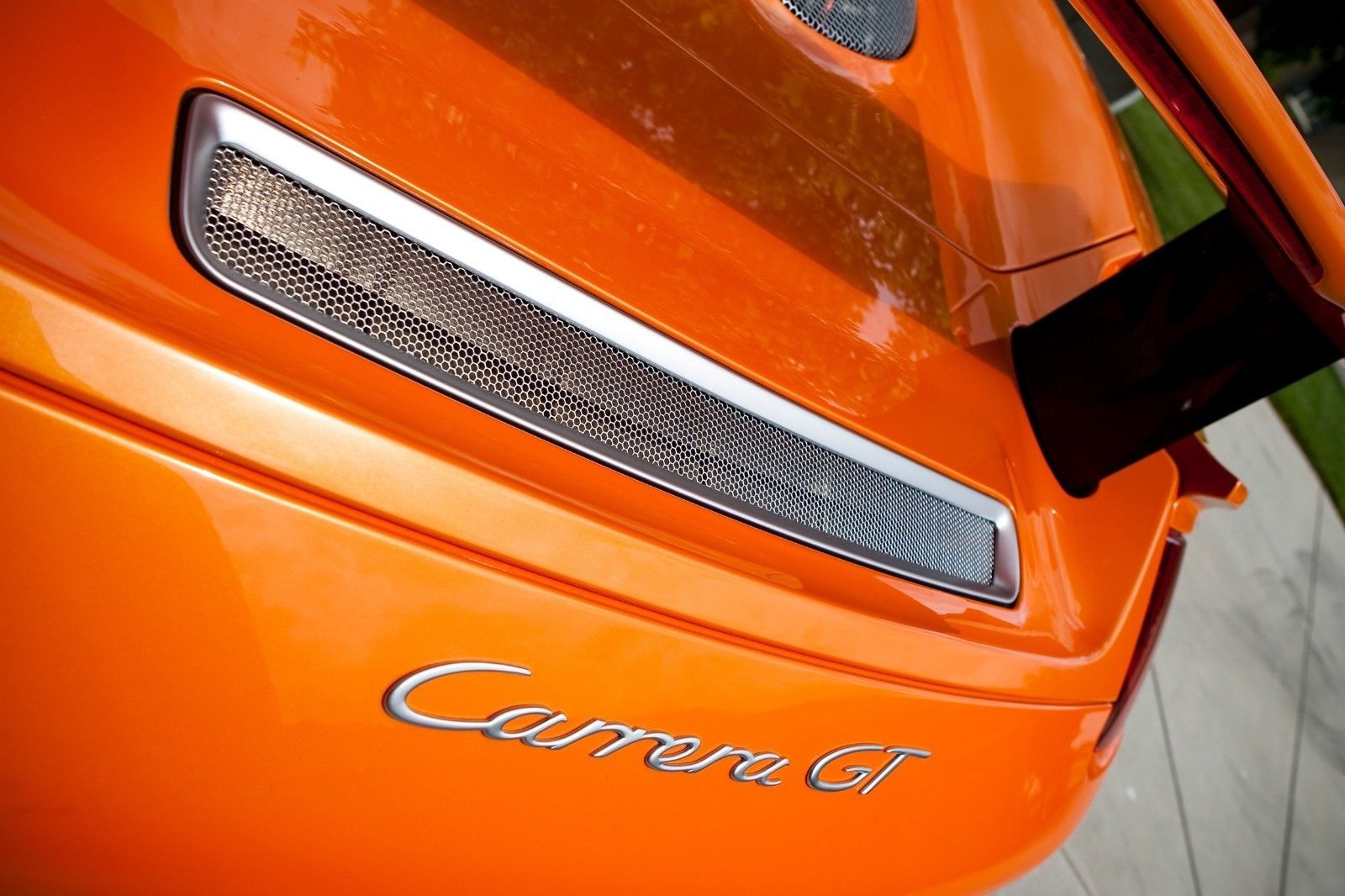 Porsche_Carrera_GT_Αrancio_Βorealis_0009