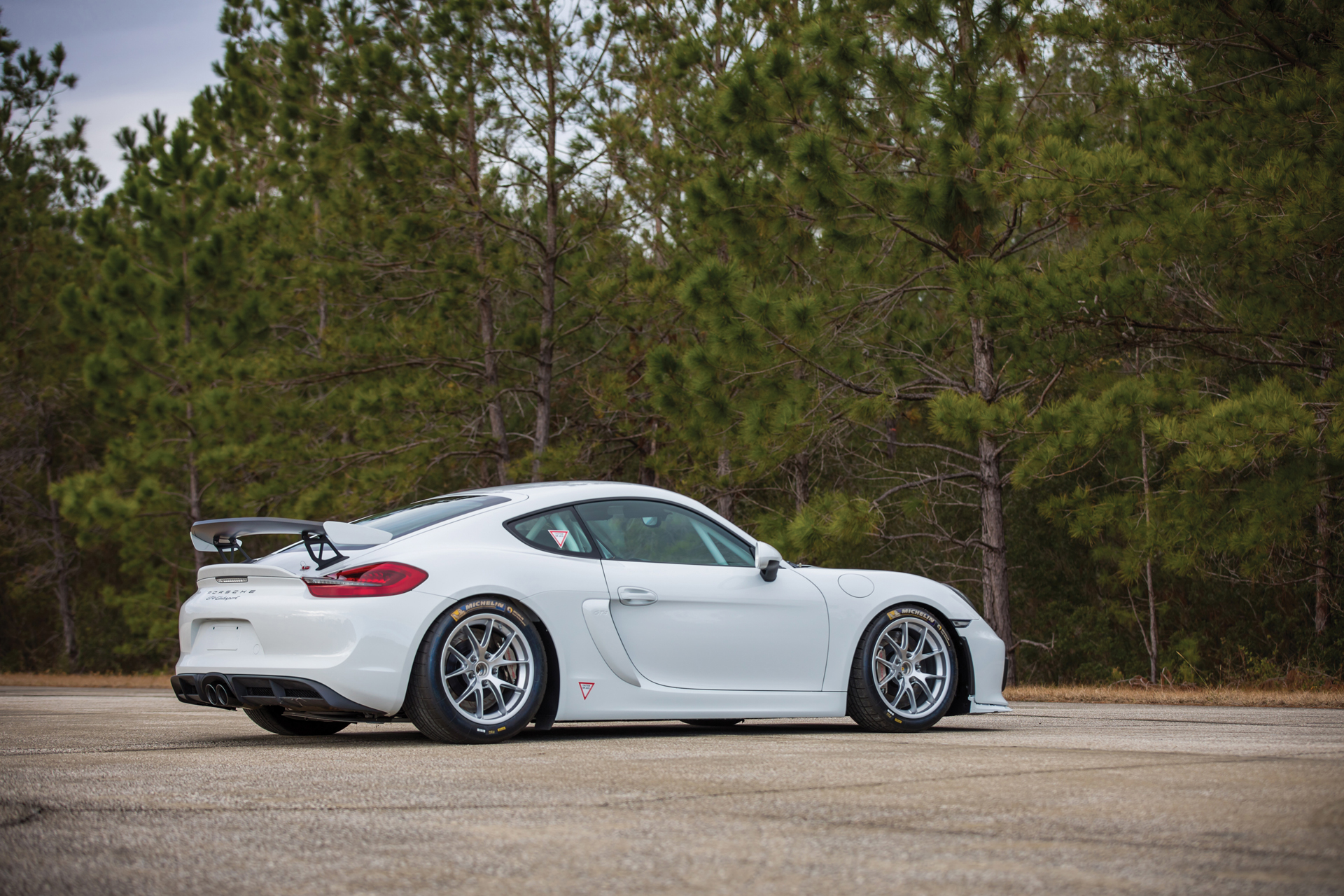 2018 RM - 2016 Porsche Cayman GT4 Clubsport 010A - Deremer Studi