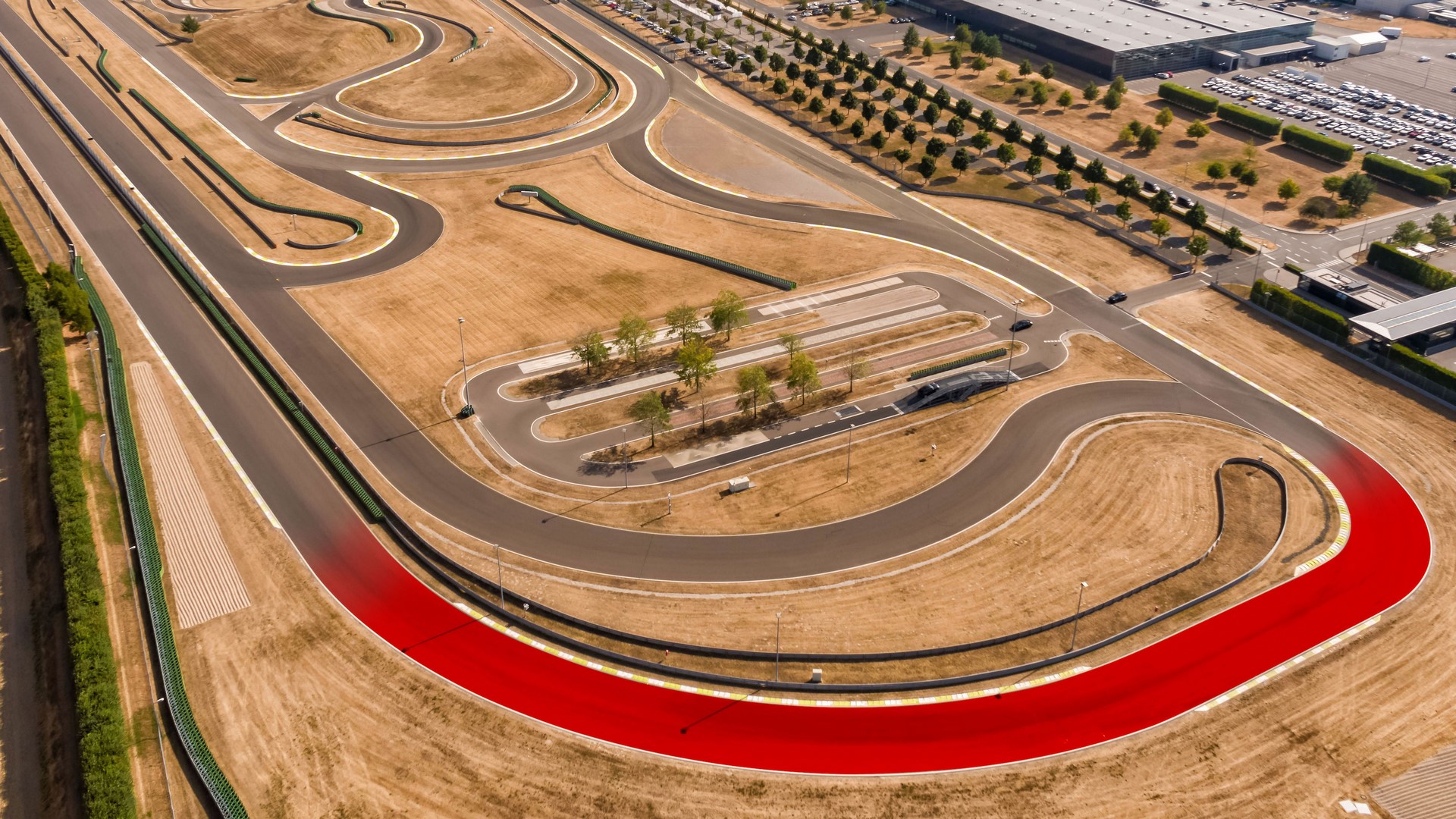 1322018_sunset_bend_circuit_in_leipzig_2018_porsche_ag