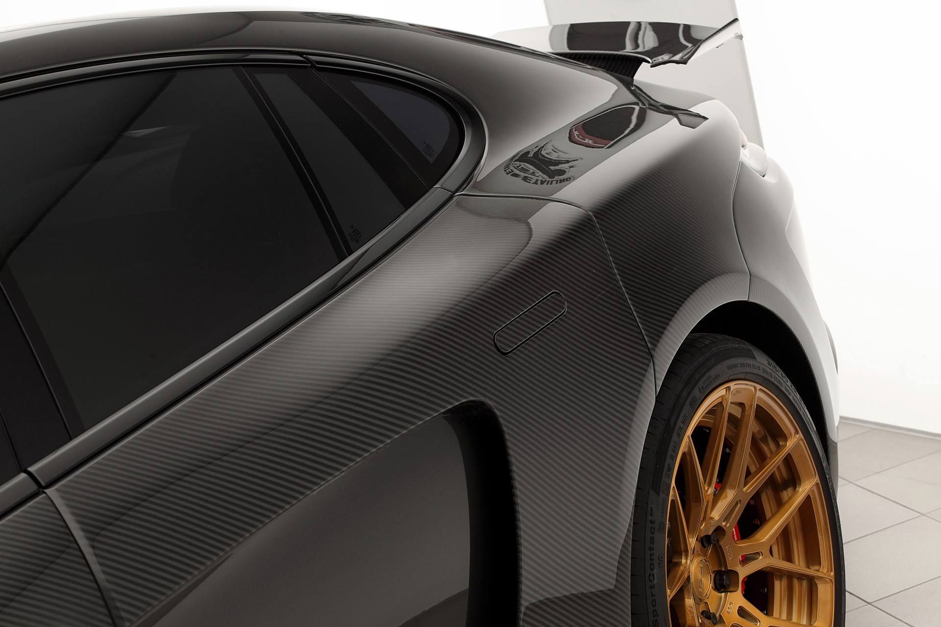 Porsche_Panamera_GTR_Carbon_Edition_by_TopCar_0008
