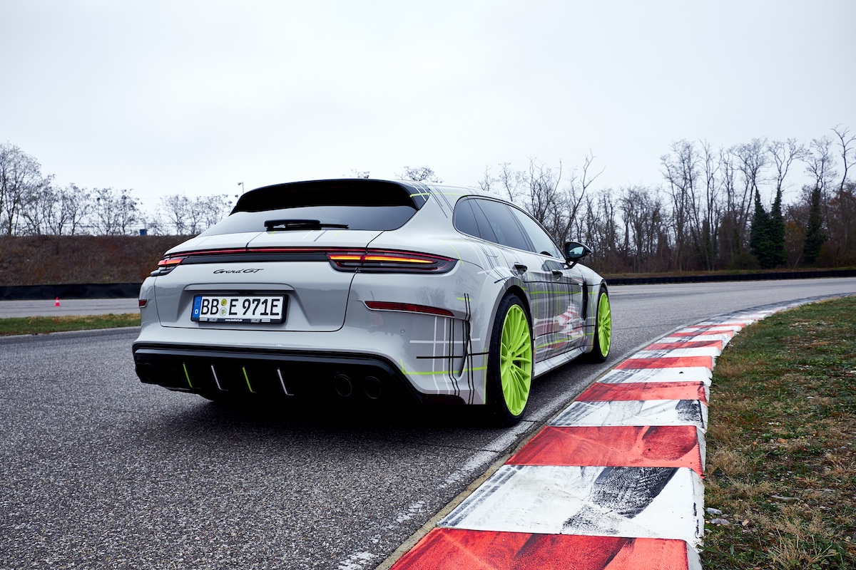 Porsche_Panamera_Turbo_S_E-Hybrid_Sport_Turismo_by_Techart_0001