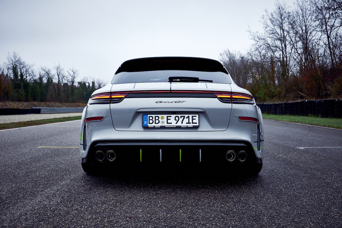 Porsche_Panamera_Turbo_S_E-Hybrid_Sport_Turismo_by_Techart_0004