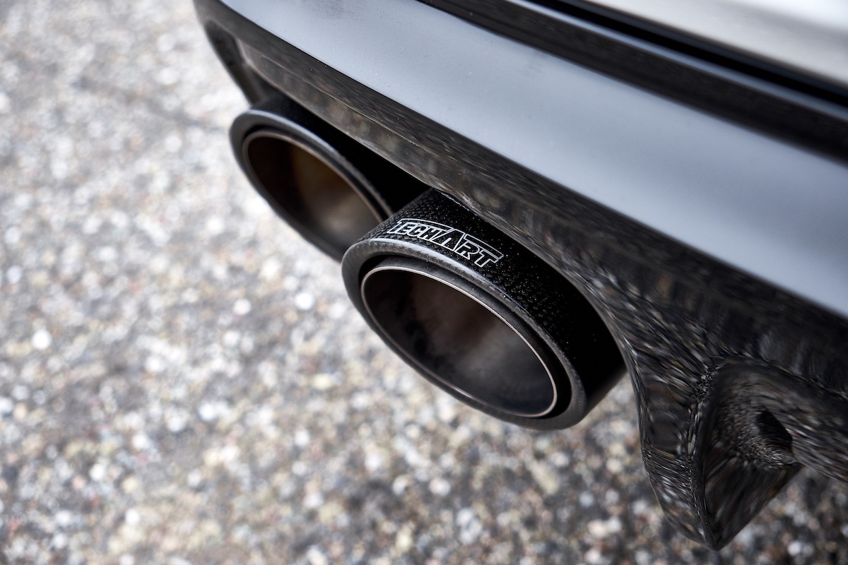 Porsche_Panamera_Turbo_S_E-Hybrid_Sport_Turismo_by_Techart_0005