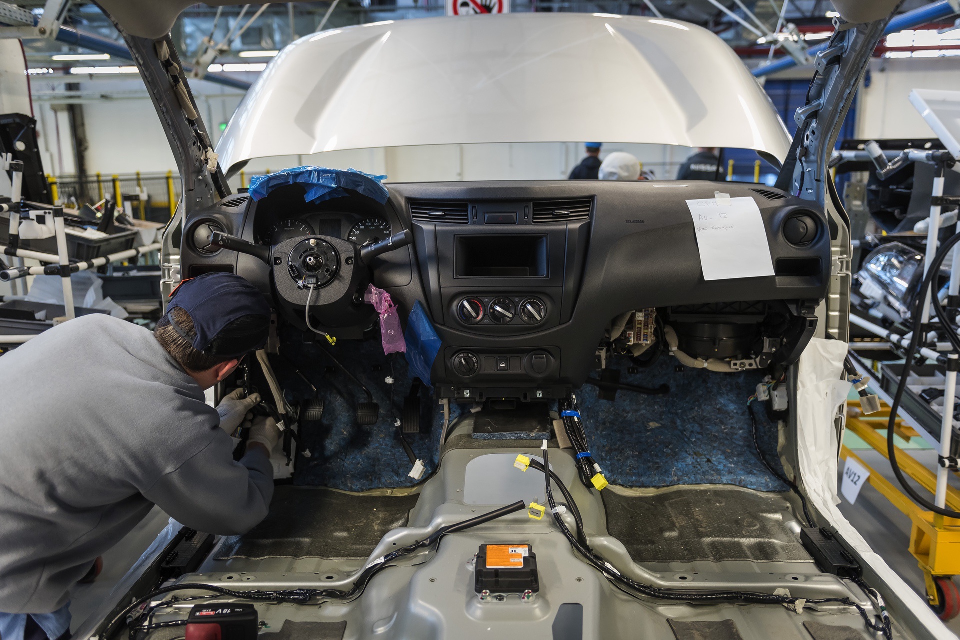 Nissan begins production of Nissan Frontier in Cordoba, Argentin