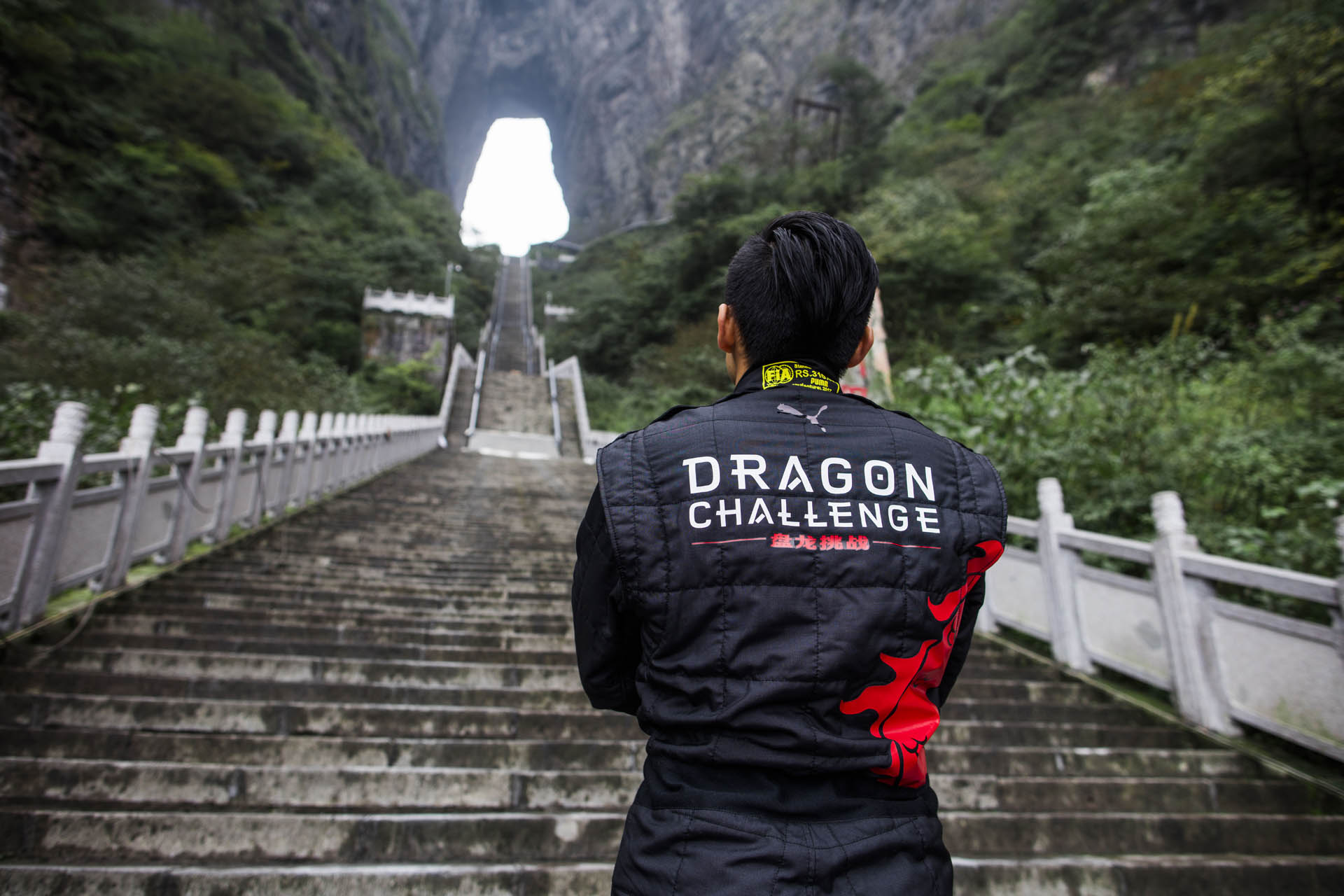 Range_Rover_Sport_PHEV_Dragon_Challenge_06