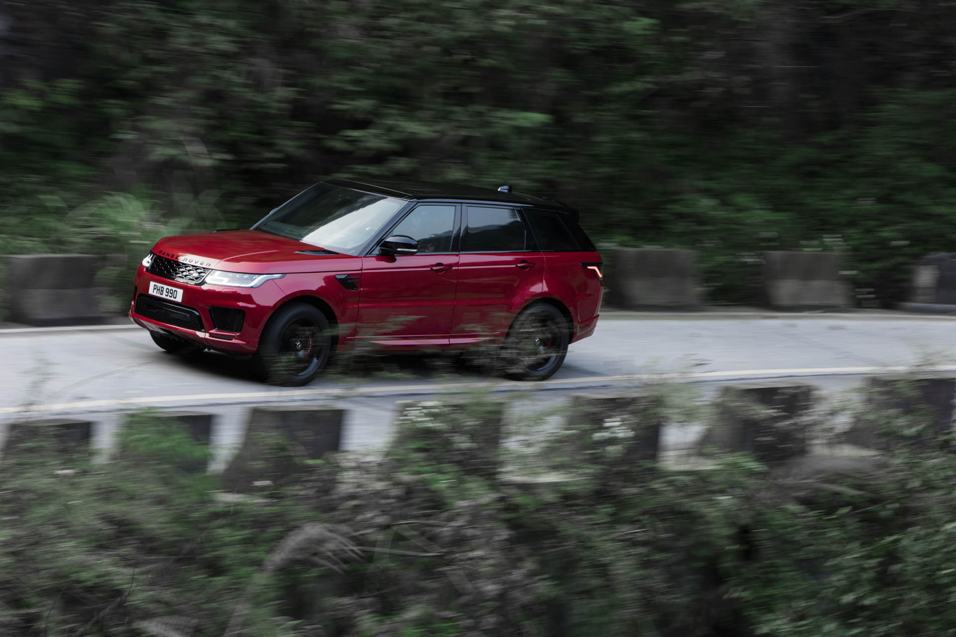 Range_Rover_Sport_PHEV_Dragon_Challenge_11