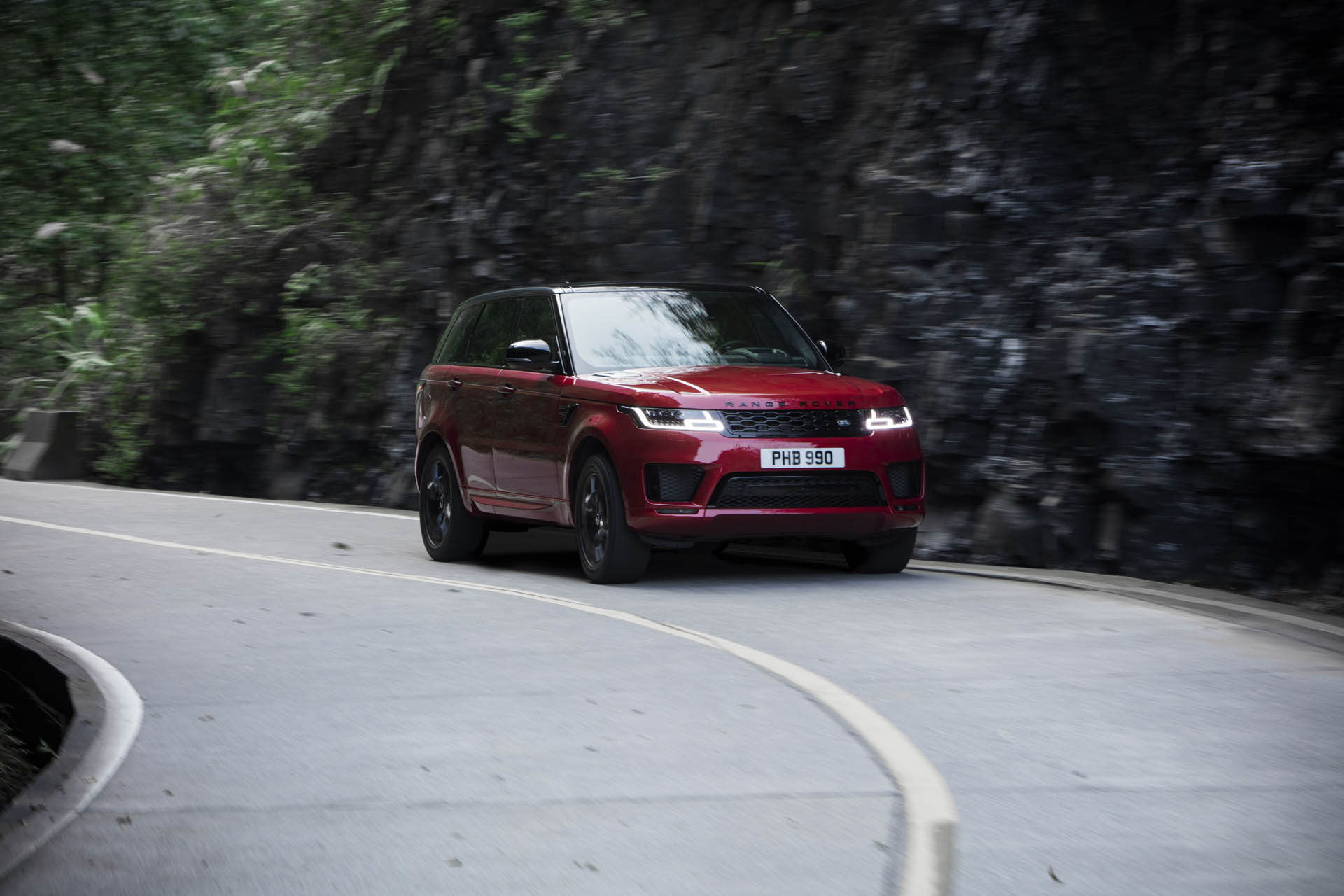 Range_Rover_Sport_PHEV_Dragon_Challenge_14