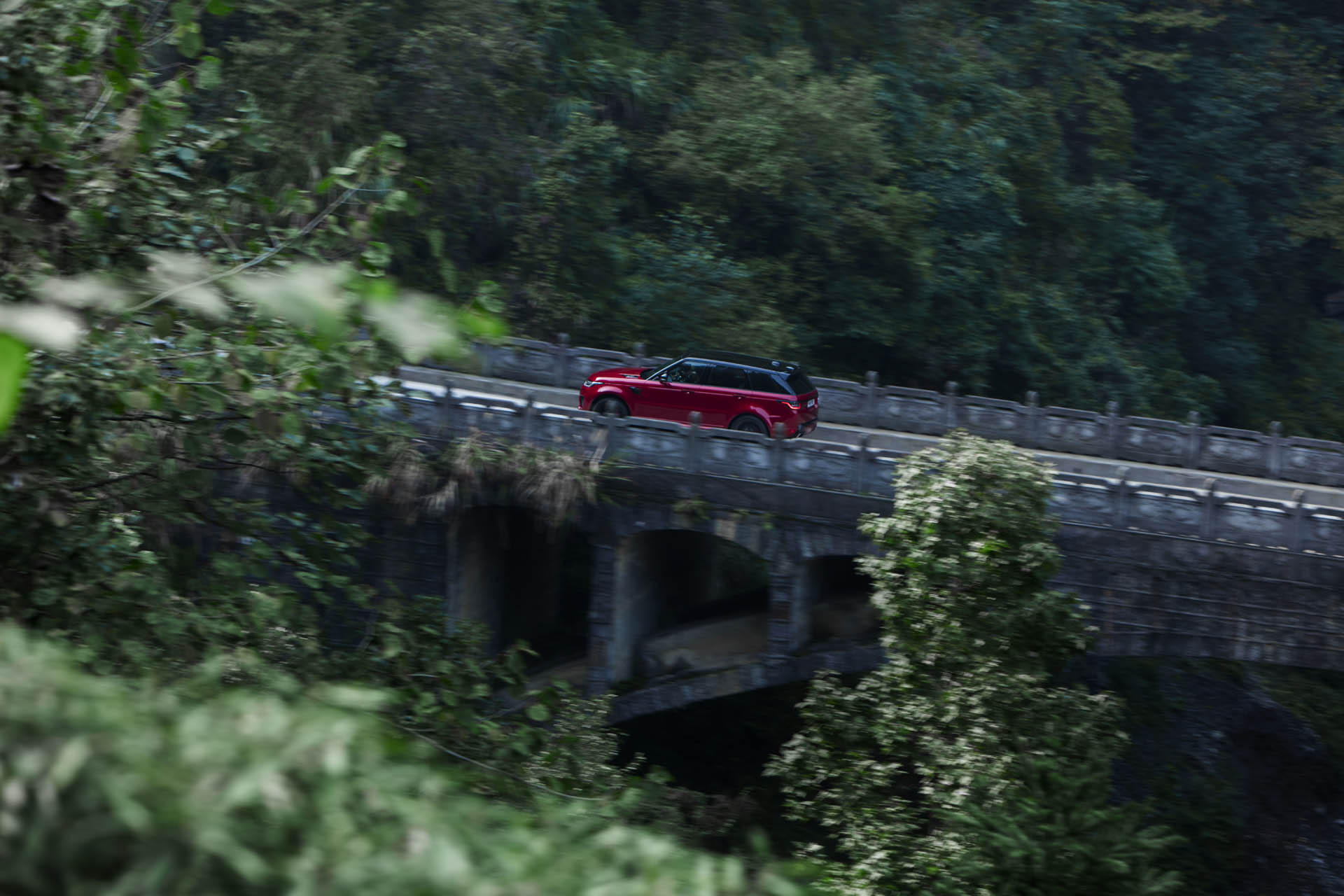 Range_Rover_Sport_PHEV_Dragon_Challenge_21