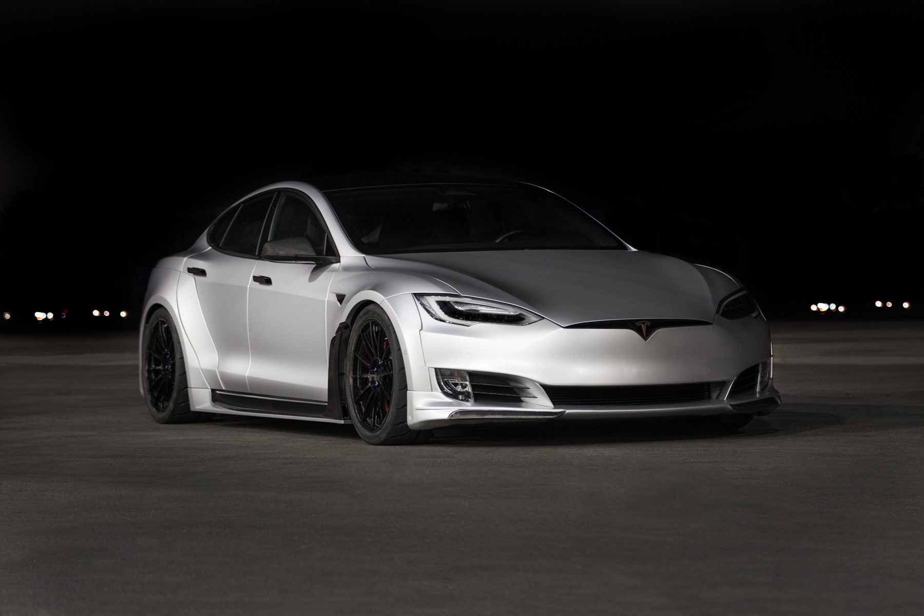Tesla_Model_S_by_Unplugged_Performance_0001