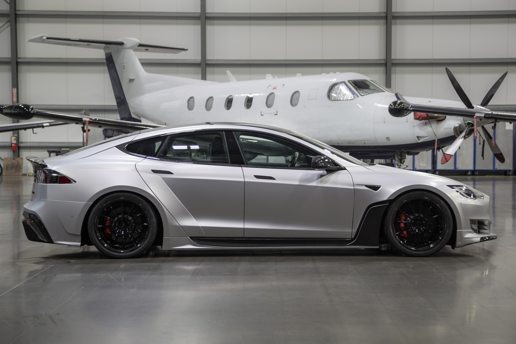 Tesla_Model_S_by_Unplugged_Performance_0006
