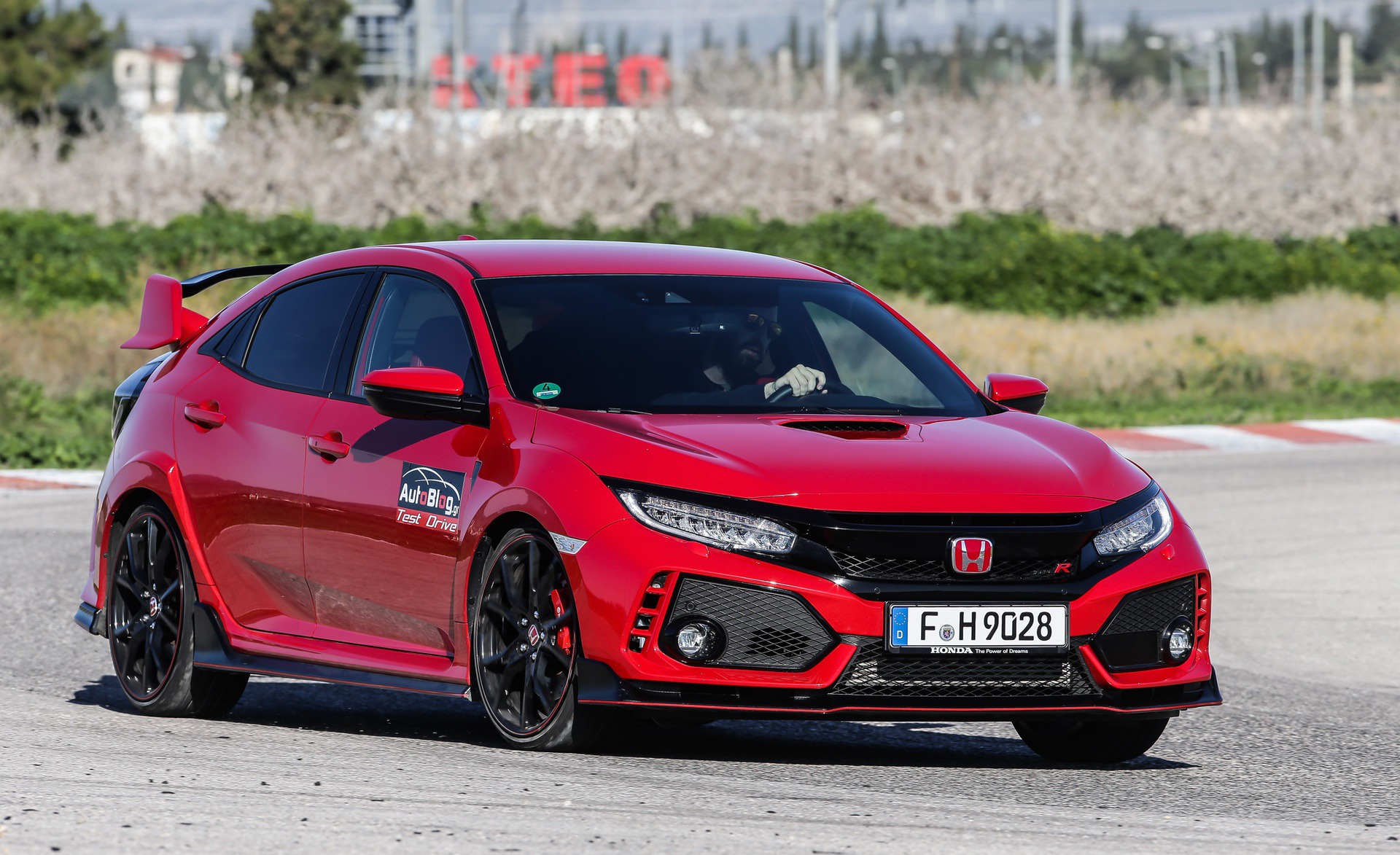 Track_Test_Honda_Civic_Type_R_004