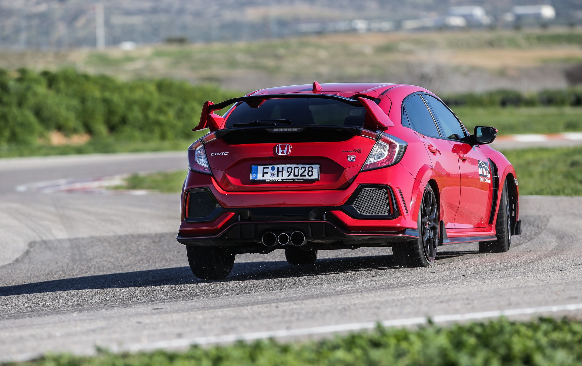 Track_Test_Honda_Civic_Type_R_005