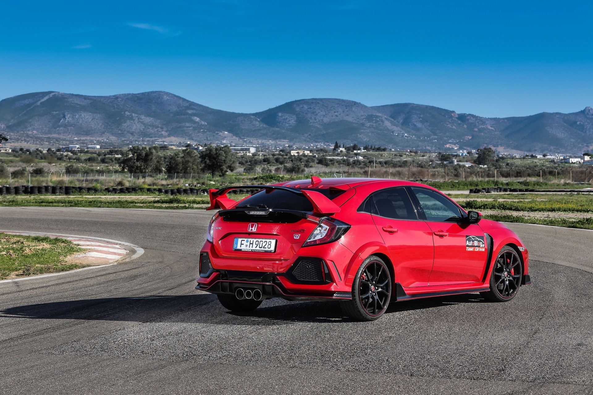 Track_Test_Honda_Civic_Type_R_015