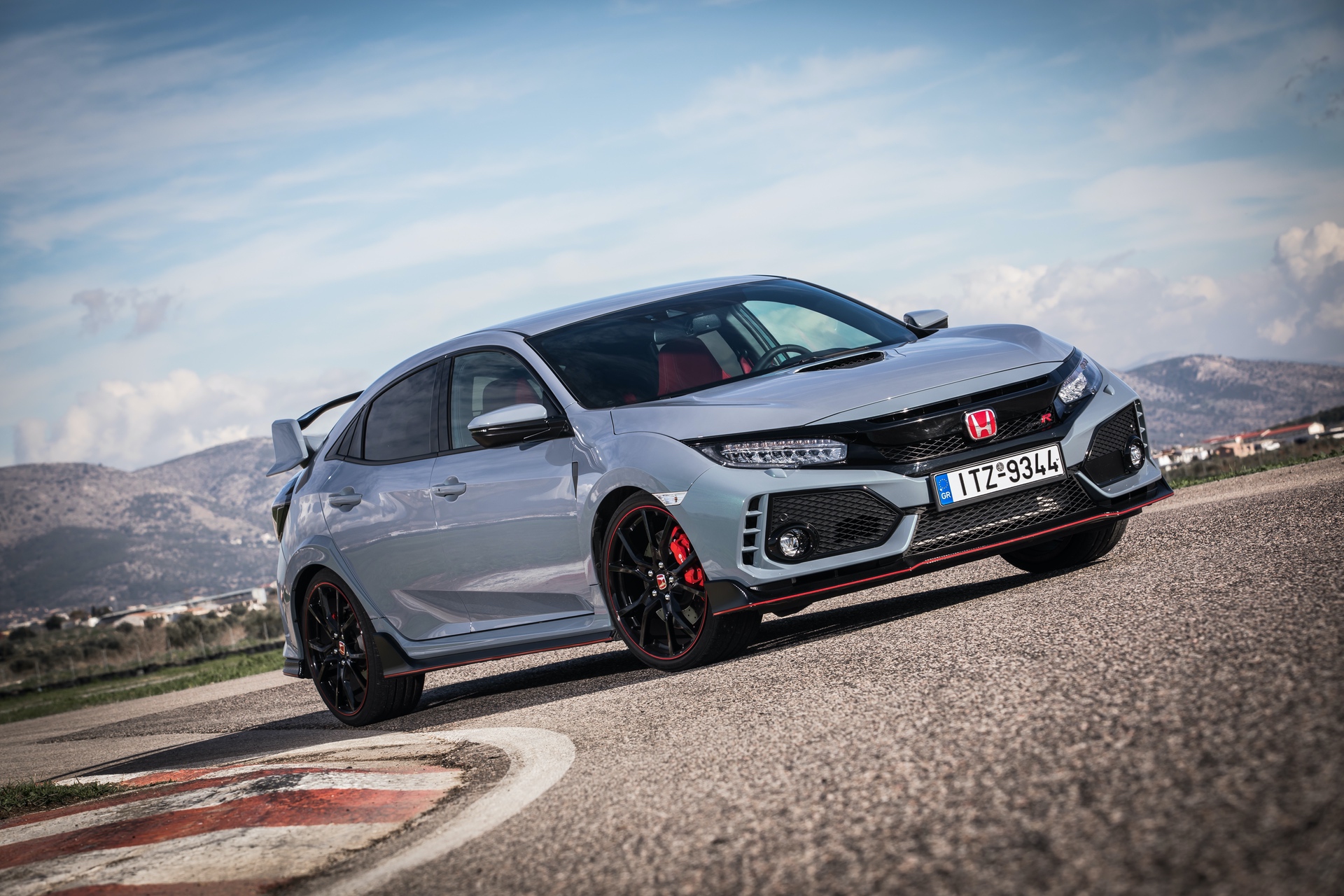 Track_Test_Honda_Civic_Type_R_040