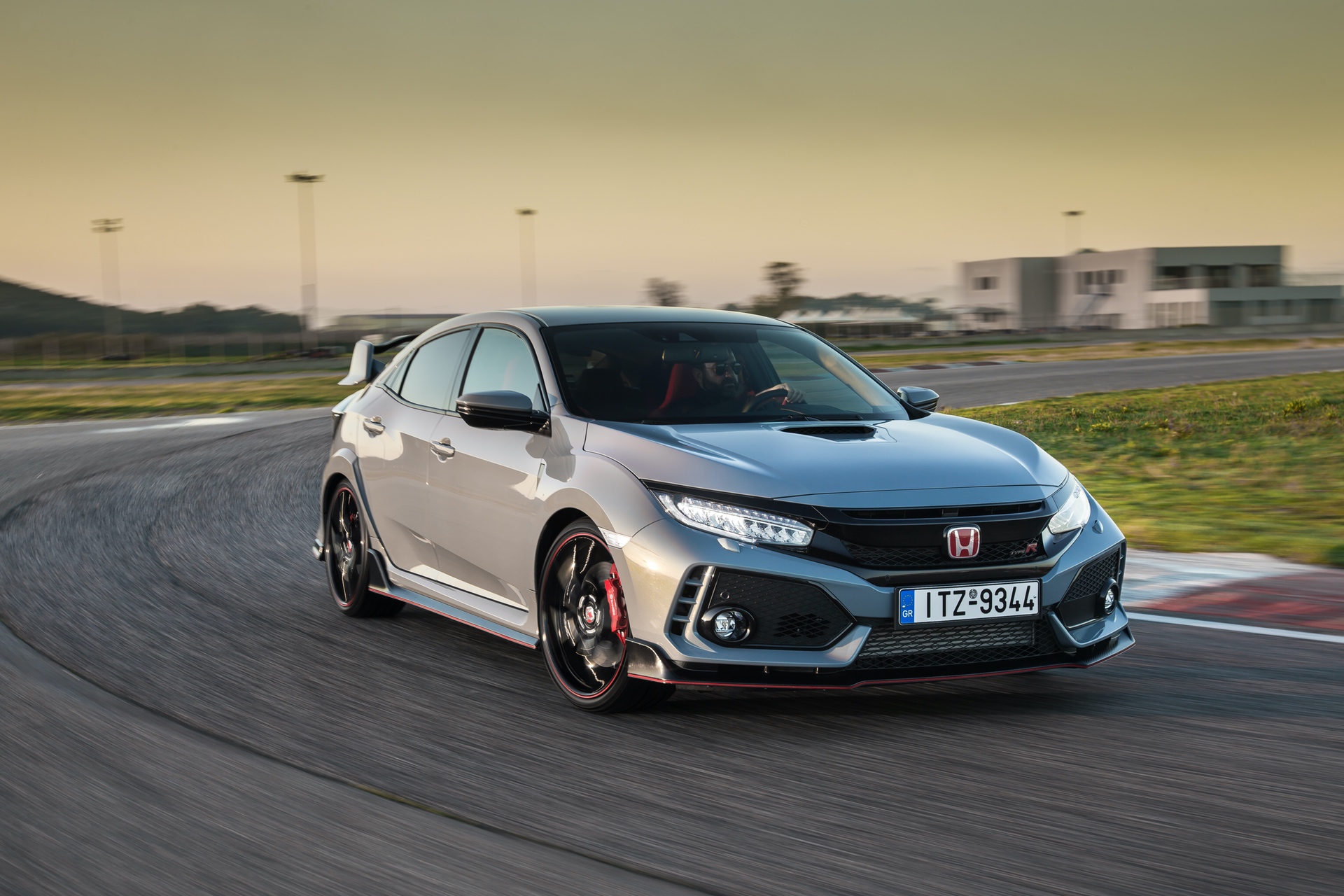 Track_Test_Honda_Civic_Type_R_054