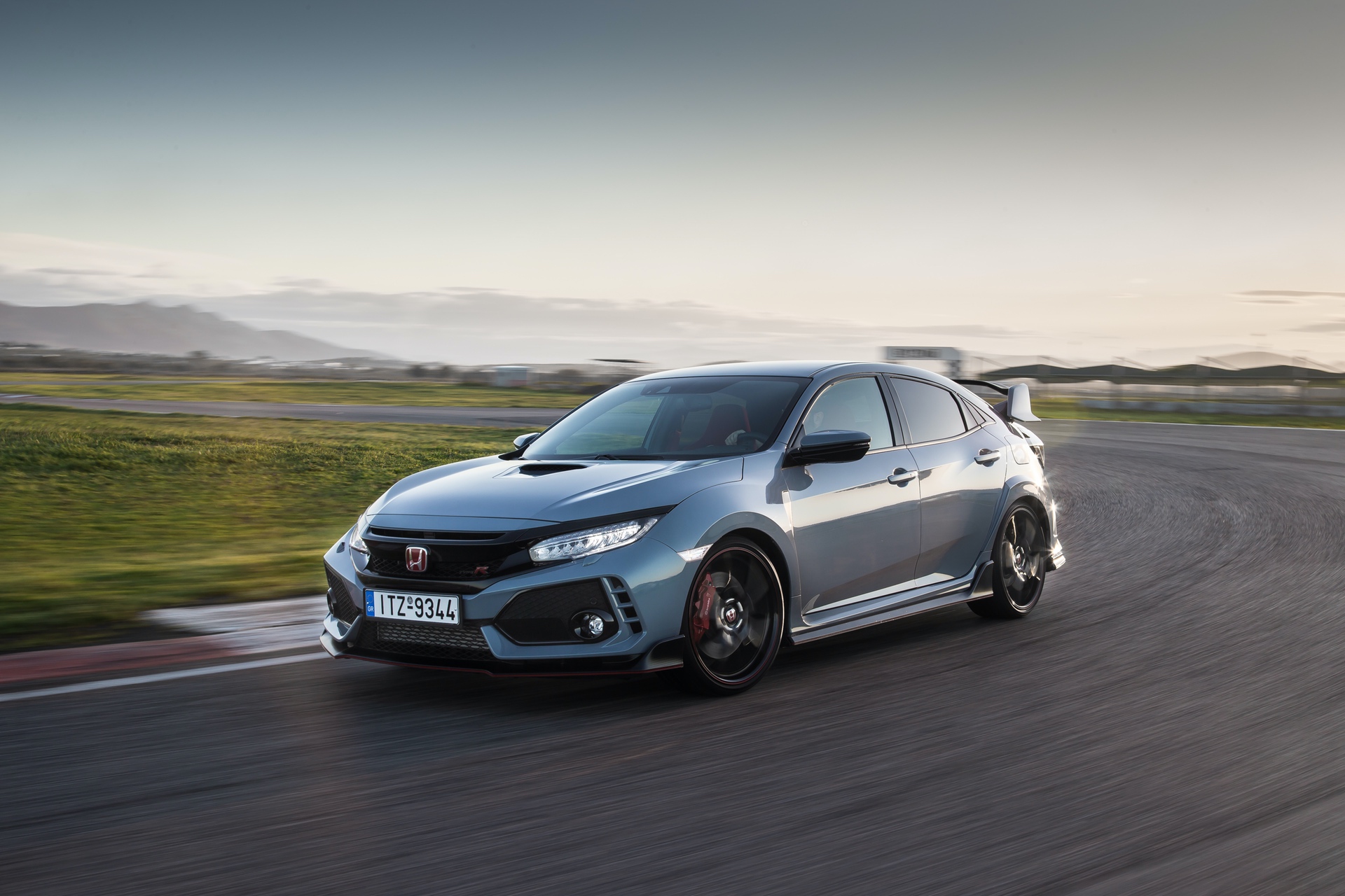 Track_Test_Honda_Civic_Type_R_056