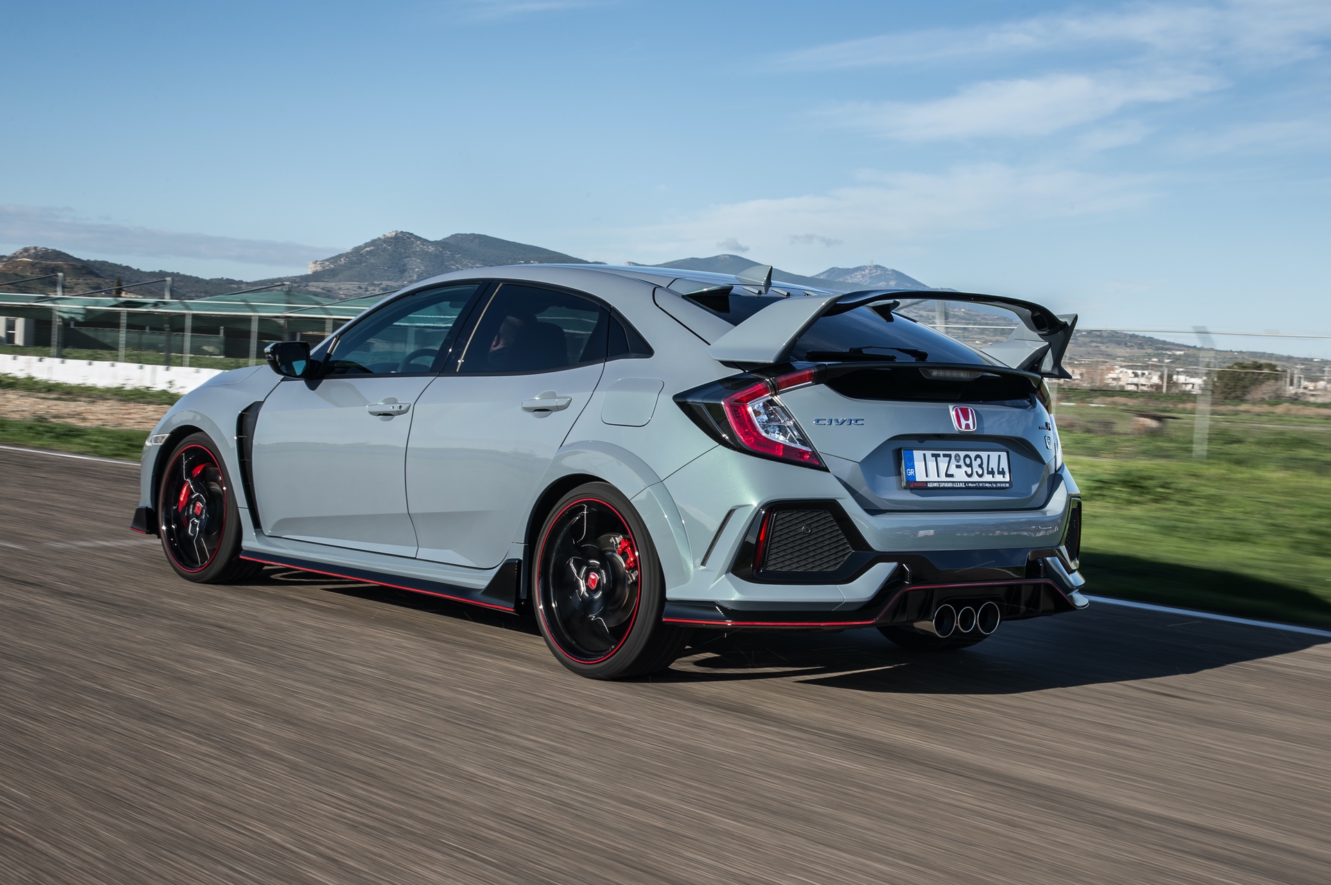 Track_Test_Honda_Civic_Type_R_059