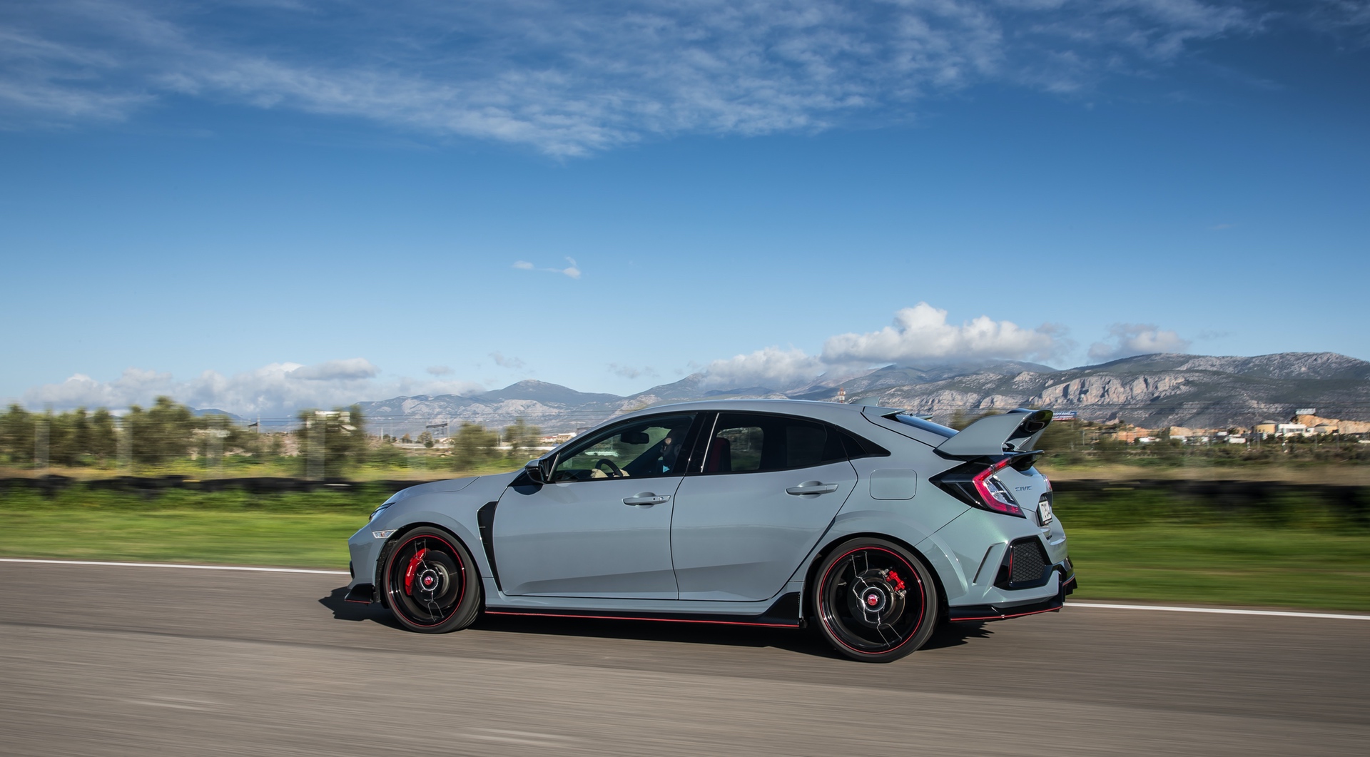 Track_Test_Honda_Civic_Type_R_060