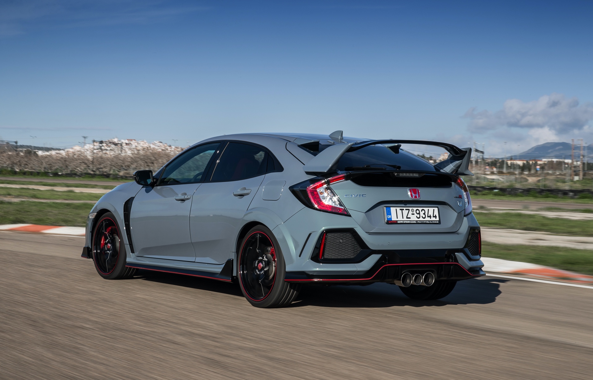 Track_Test_Honda_Civic_Type_R_066