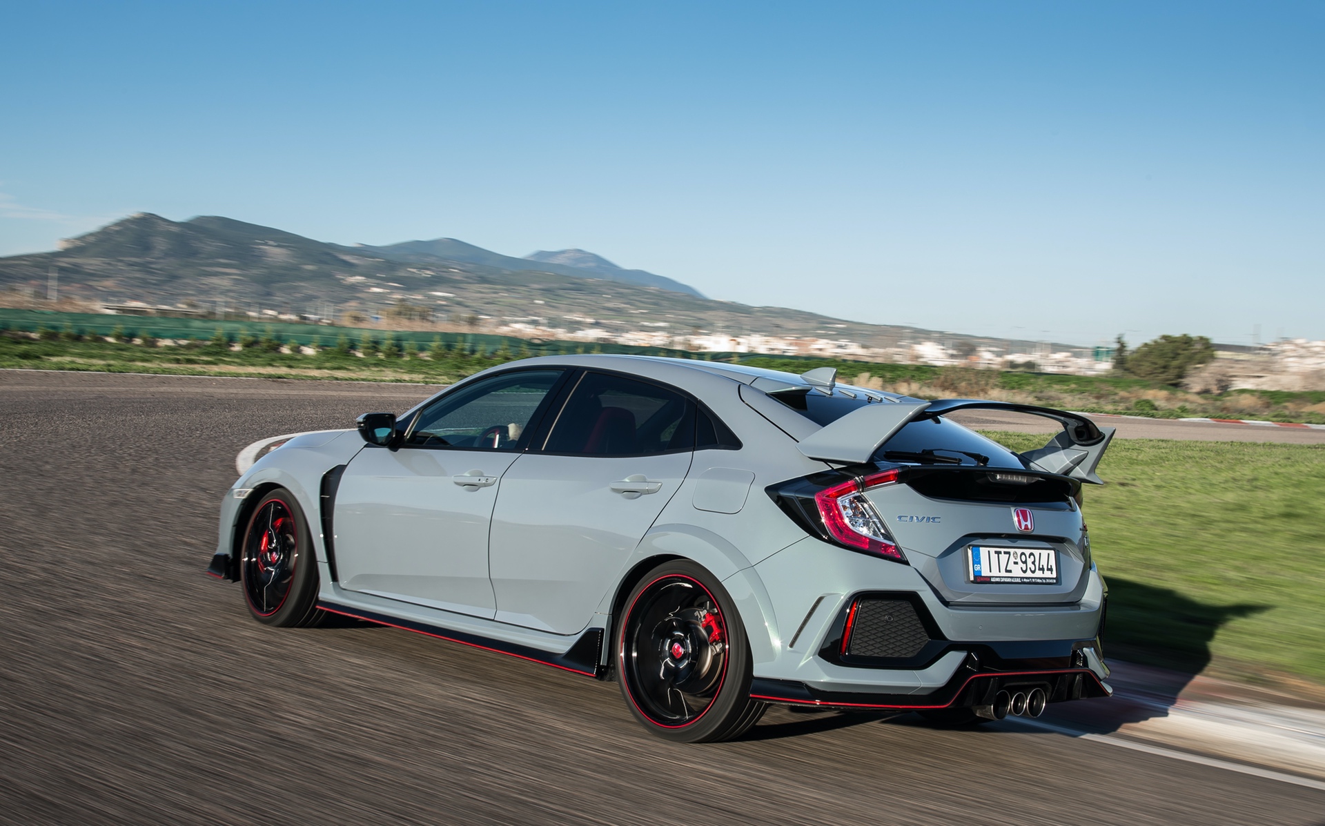 Track_Test_Honda_Civic_Type_R_083