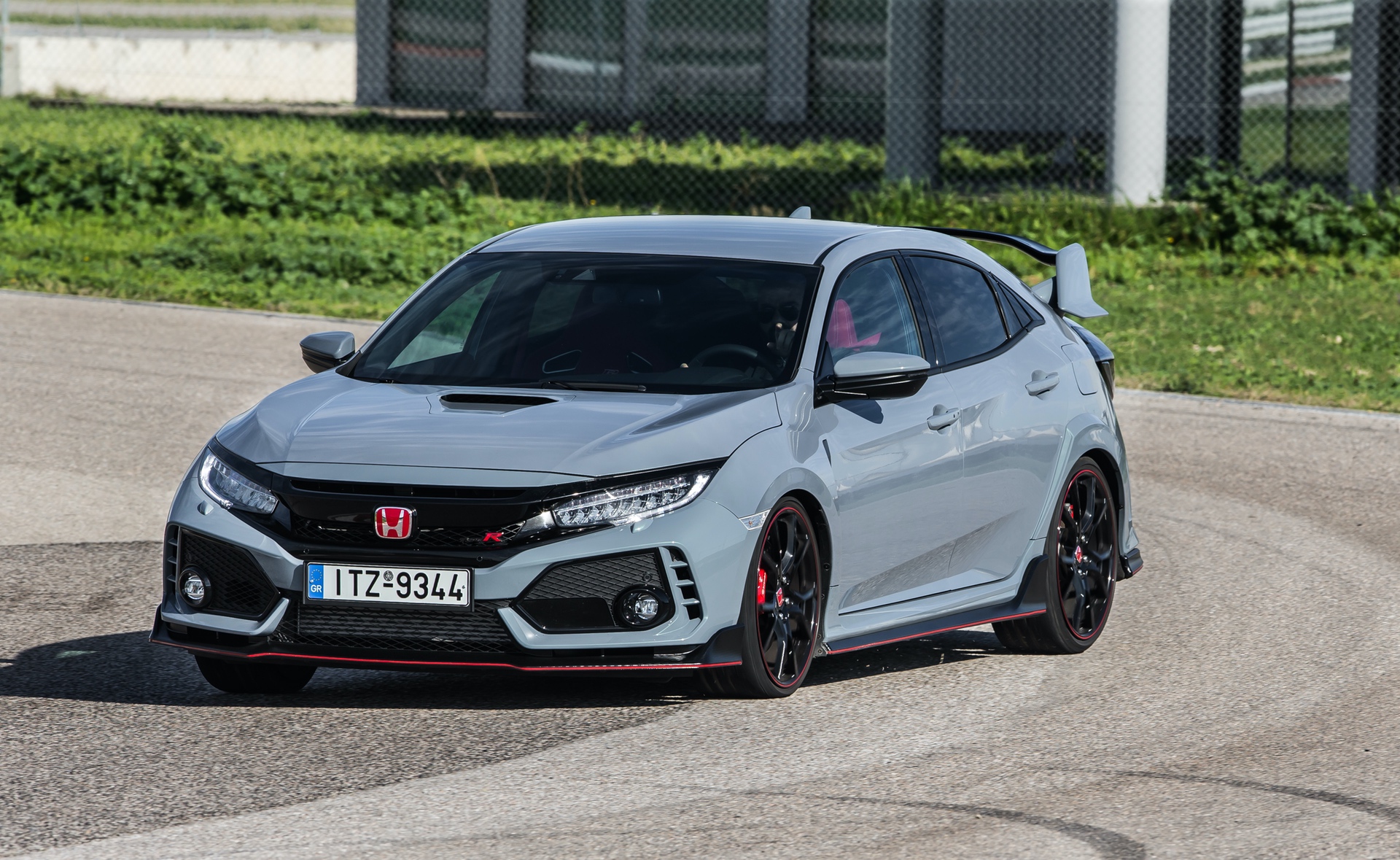 Track_Test_Honda_Civic_Type_R_092