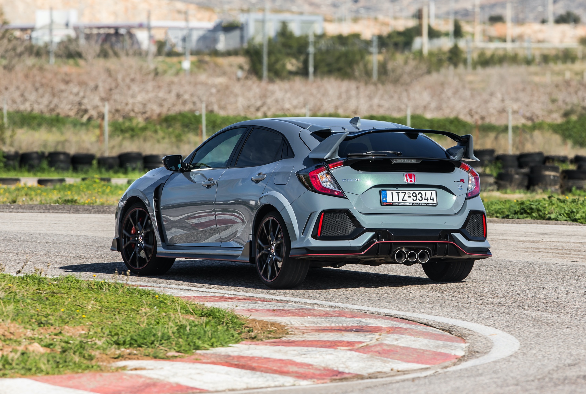 Track_Test_Honda_Civic_Type_R_099