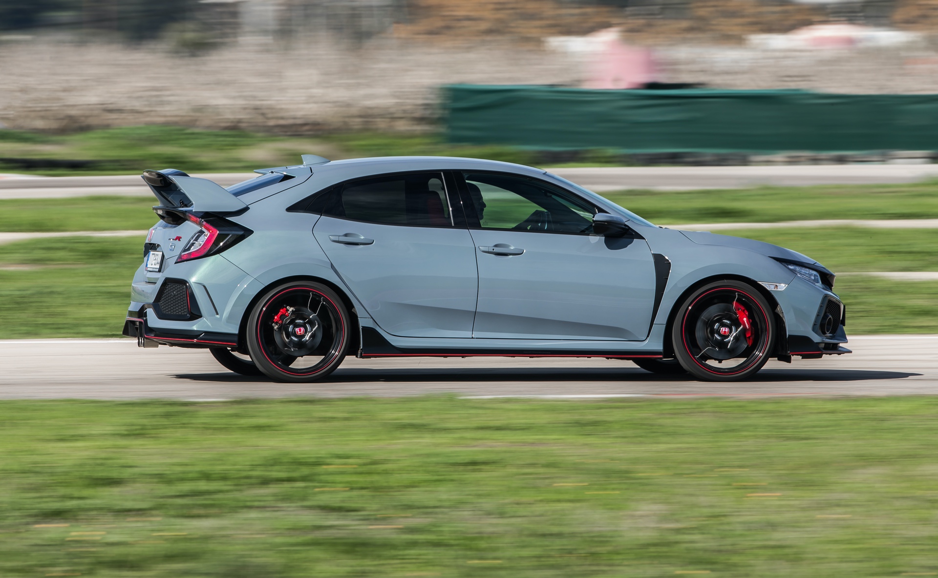 Track_Test_Honda_Civic_Type_R_100