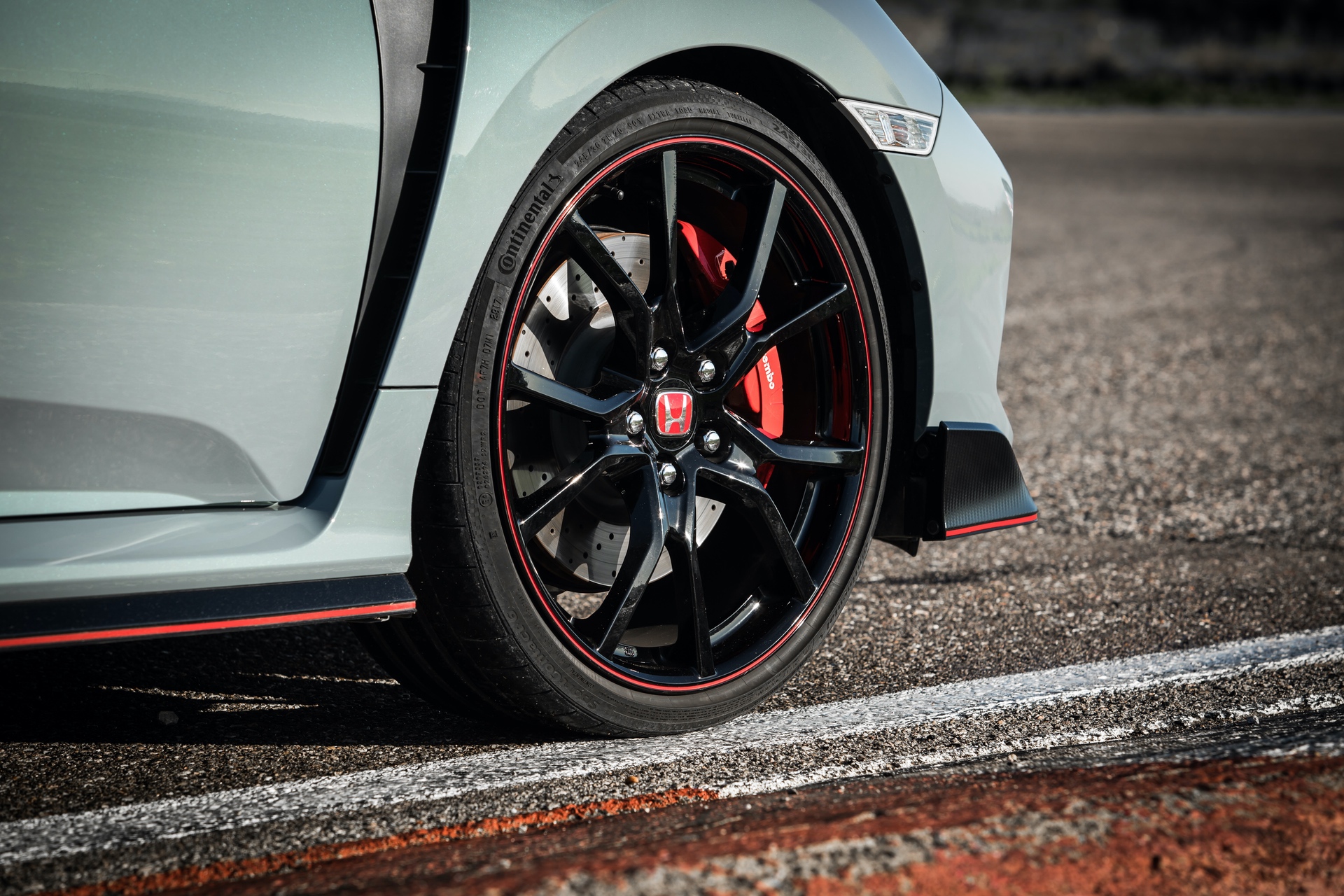 Track_Test_Honda_Civic_Type_R_120