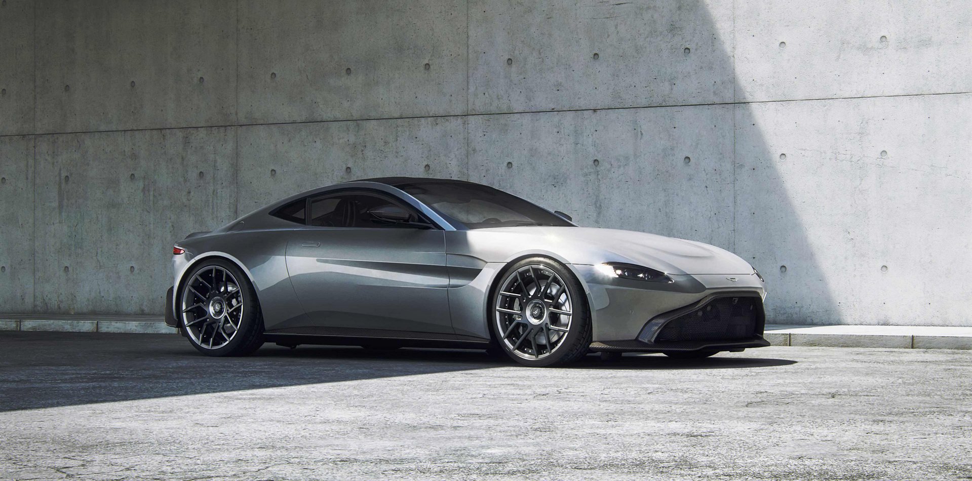 Aston Martin Vantage by wheelsandmore (1)