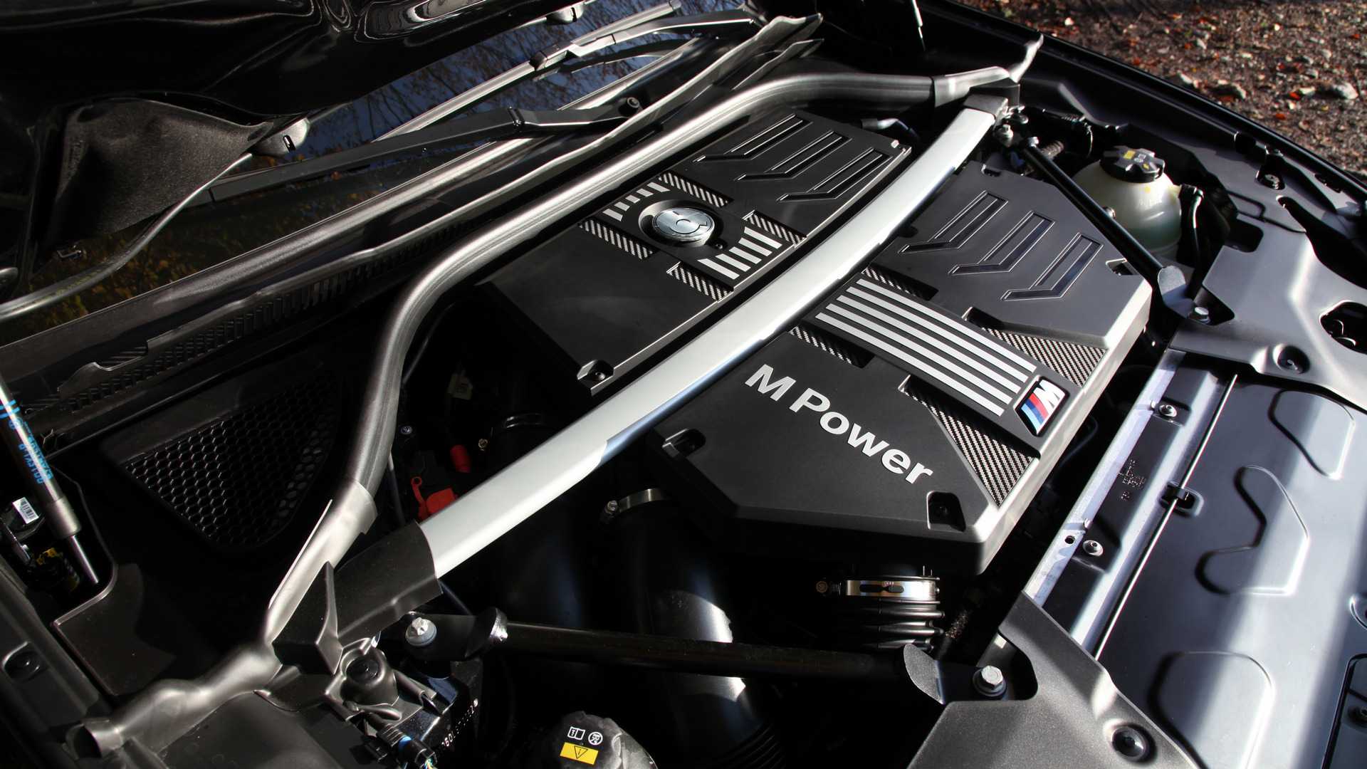 BMW_X3_M_and_X4_M_by_Dahler_0009