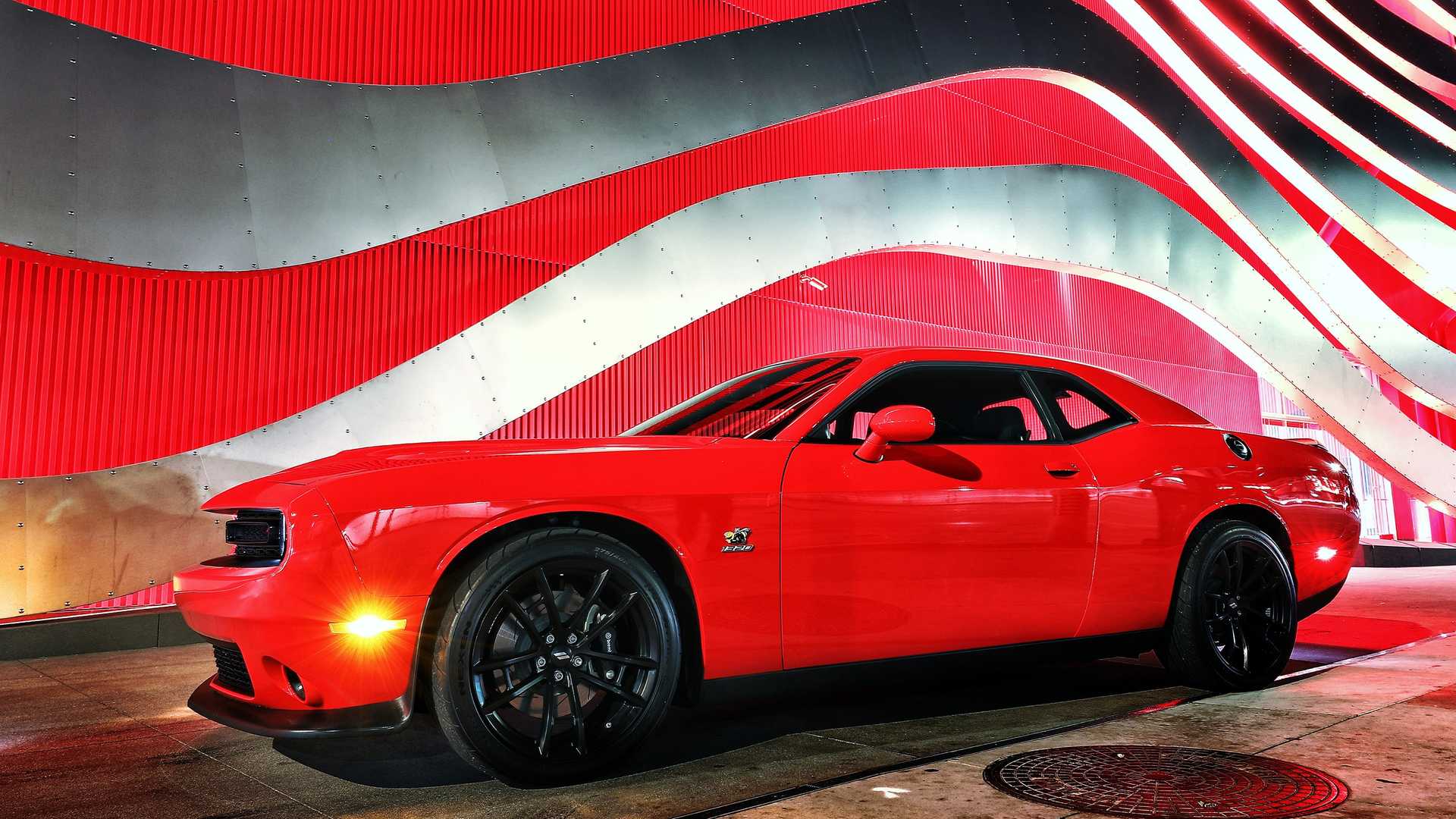 Challenger Scat Pack >> Dodge Challenger R/T Scat Pack 1320 Angry Bee - Autoblog.gr Challenger Scat Pack >> Dodge Challenger R/T Scat Pack 1320 Angry Bee - Autoblog.gr